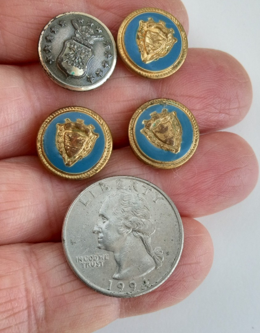 4 1970s ERA MILITARY AIR FORCE OKINAWA OR ? ETC MYSTERY METAL BUTTONS ESTATE