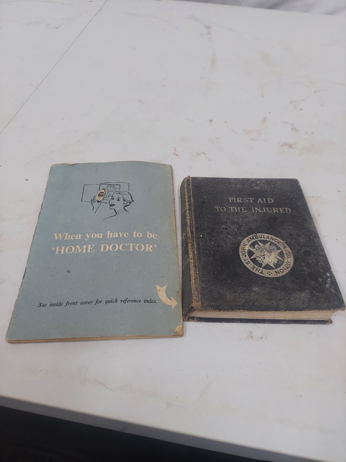 Vintage 1939 St John Ambulance “First Aid to the Injured” Book + Home Doctor...