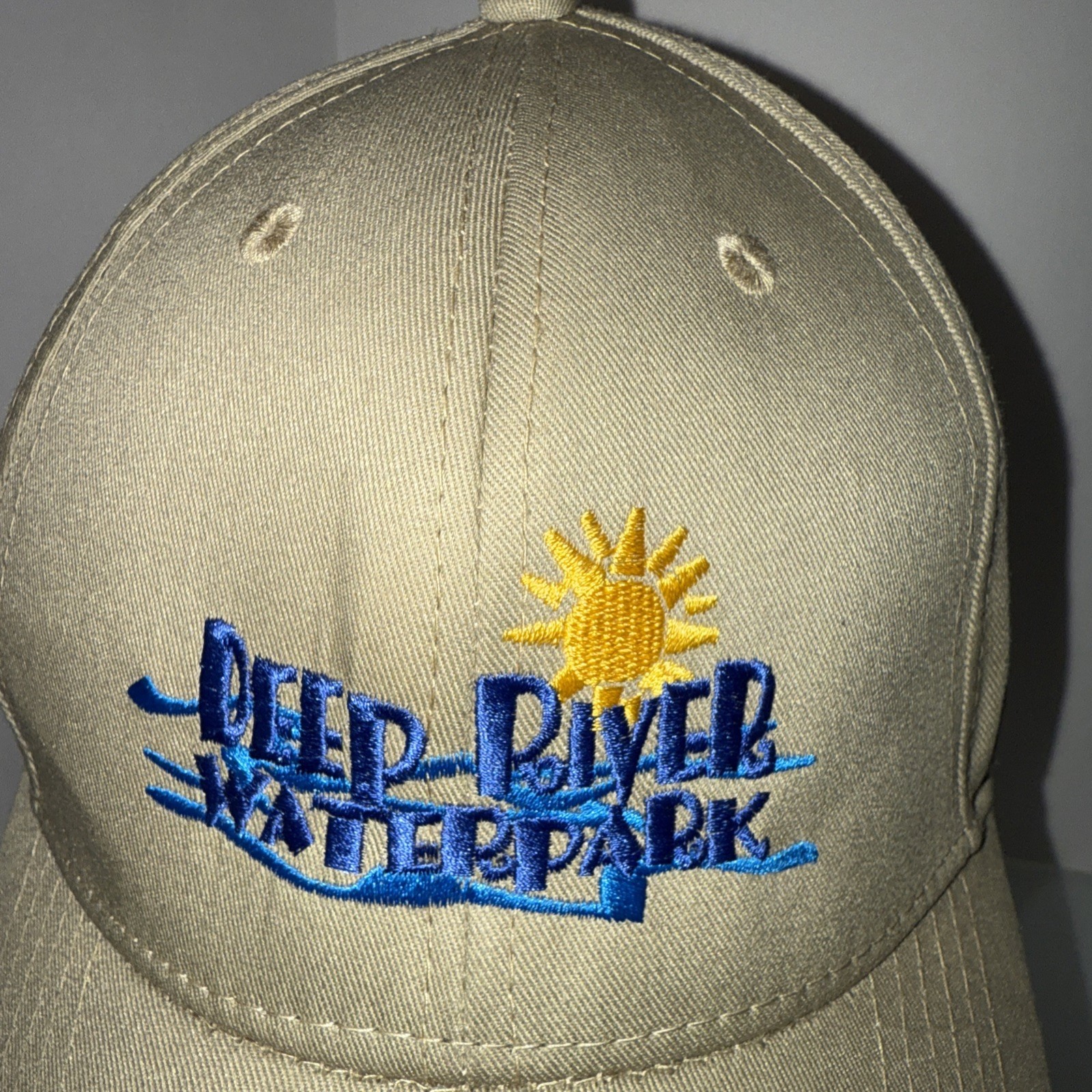 Deep River Waterpark Multicolor on Tan cotton Poly Hat Hook Loop EUC