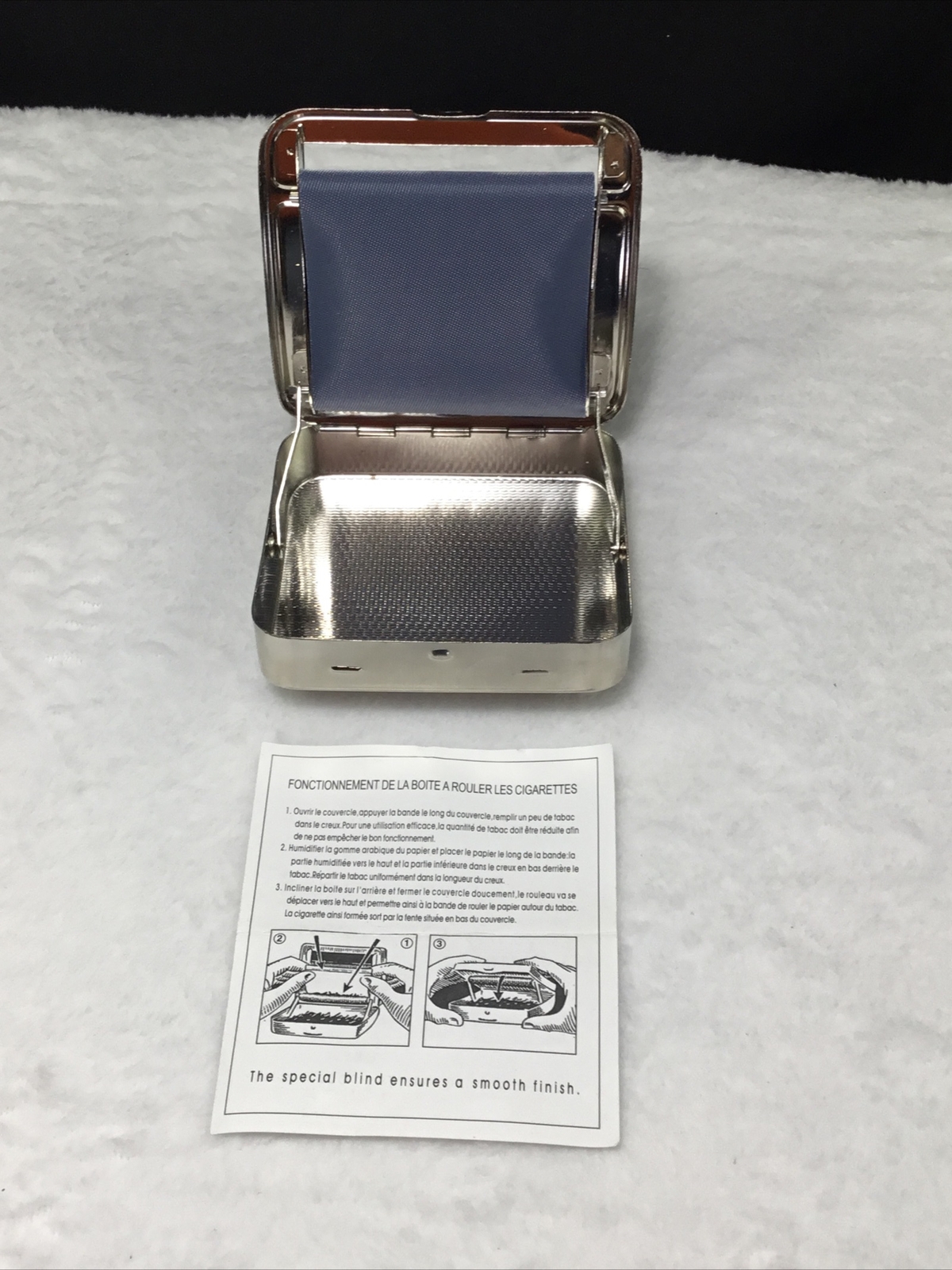 Automatic Silver Rolling Box For Tobacco and Rolling Paper For Perfect Cigarette