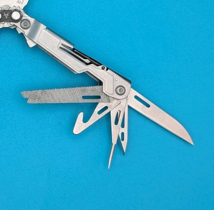 SOG PowerPint Tool Compact Lightweight Silver Multi-Tool!
