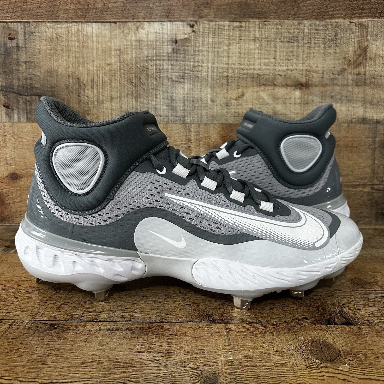 Nike Air Alpha Huarache Elite 4 Mid Baseball Cleats Gray Men Sz 11.5 DJ6520-012