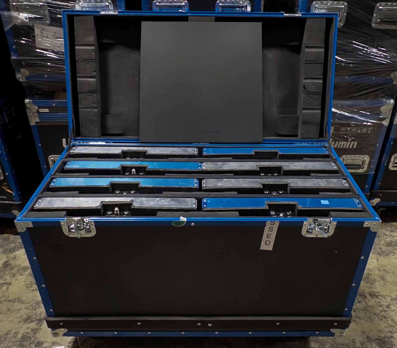 16x Unilumin UpadIV2 Video Panels 2.6mm Pitch 1200 nits 50x50cm NovaStar A8s