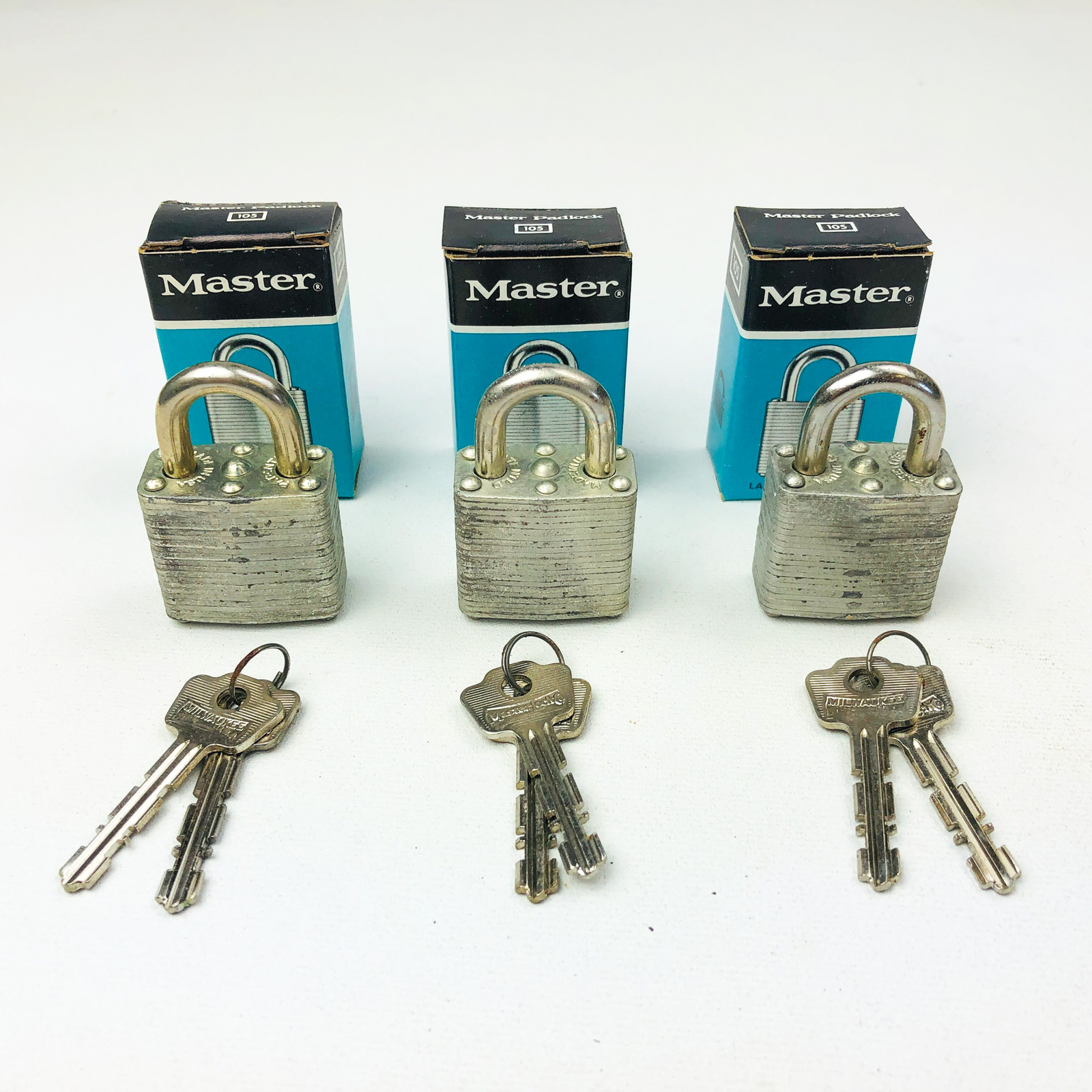 3ct Vintage No 105 Master Lock Padlock 7/8" Shackle New NOS Keyed Alike 075