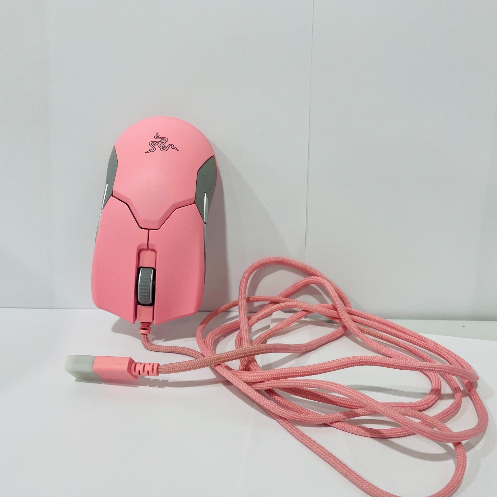 Razer Viper Mouse Wired Quartz Pink - Used