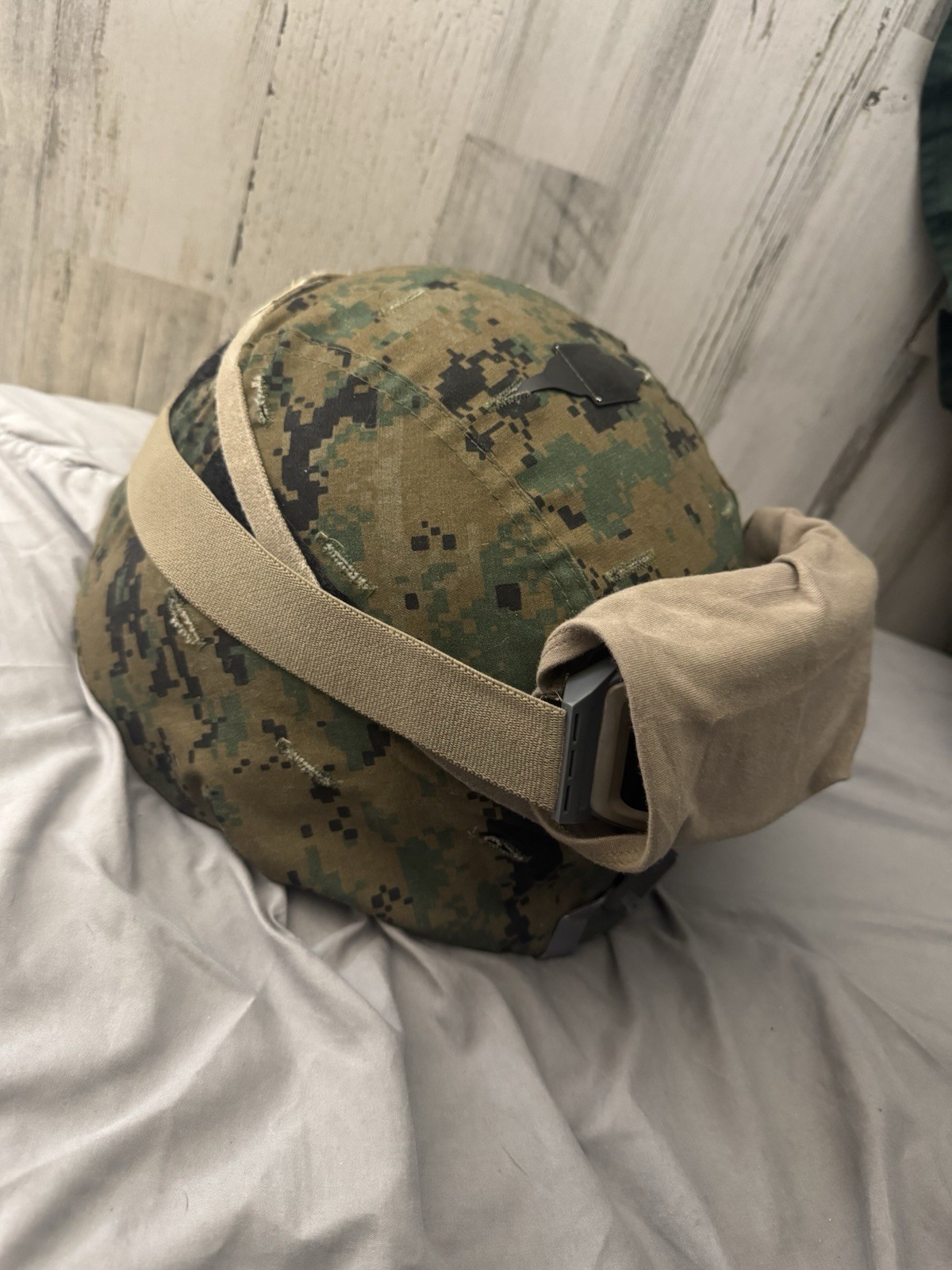 XL USMC Gentex Lightweight and Goggles