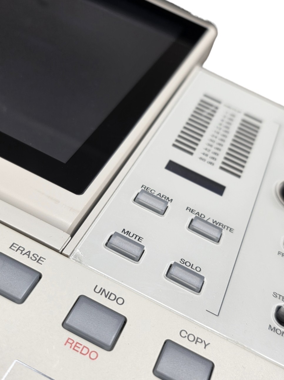 Akai Professional MPC x SE Standalone Sampler Sequencer. Mint Condition.