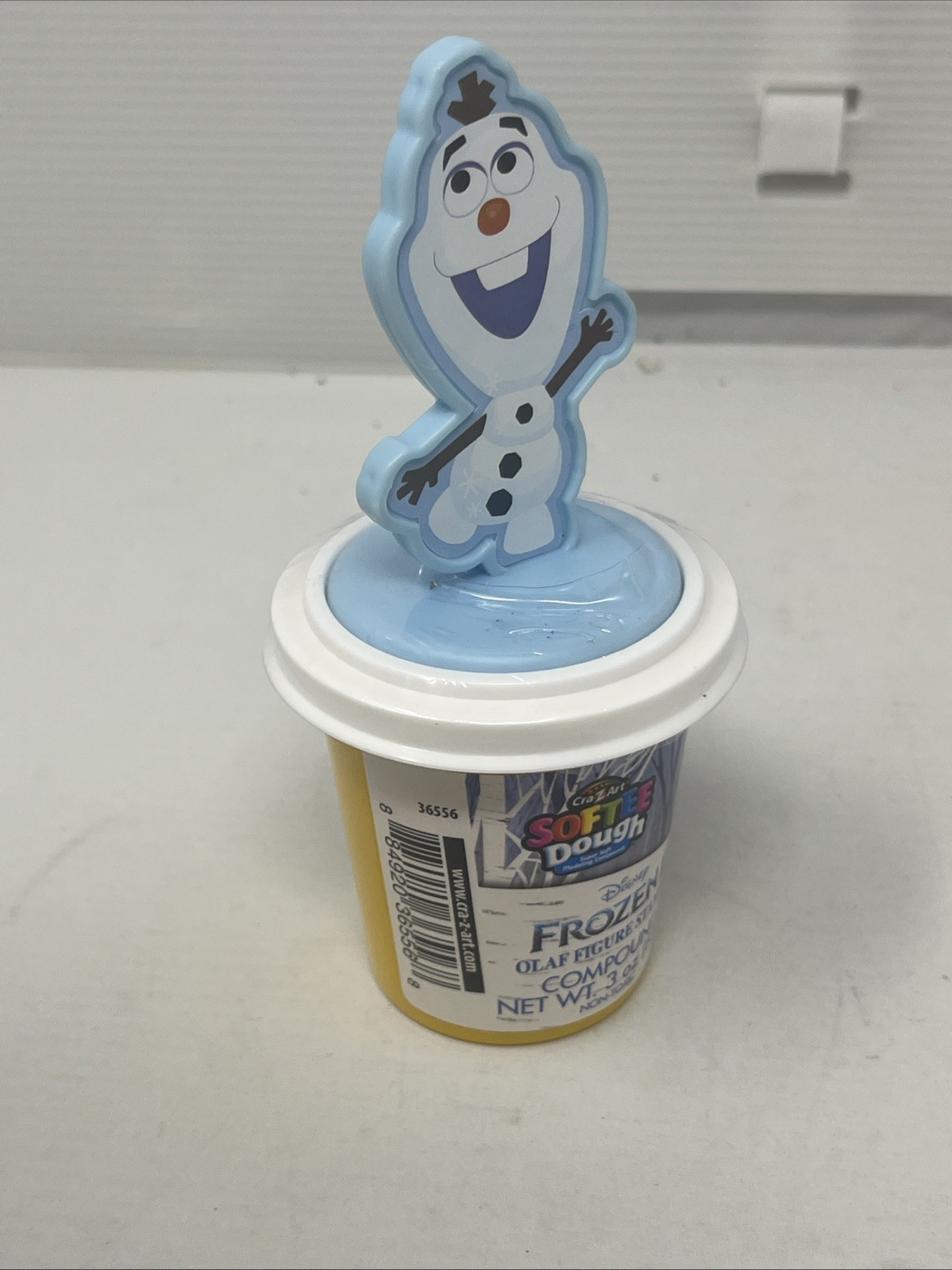 Cra Z Art Softee Dough. Disney Frozen ( OLAF ) 3 Oz. NEW.