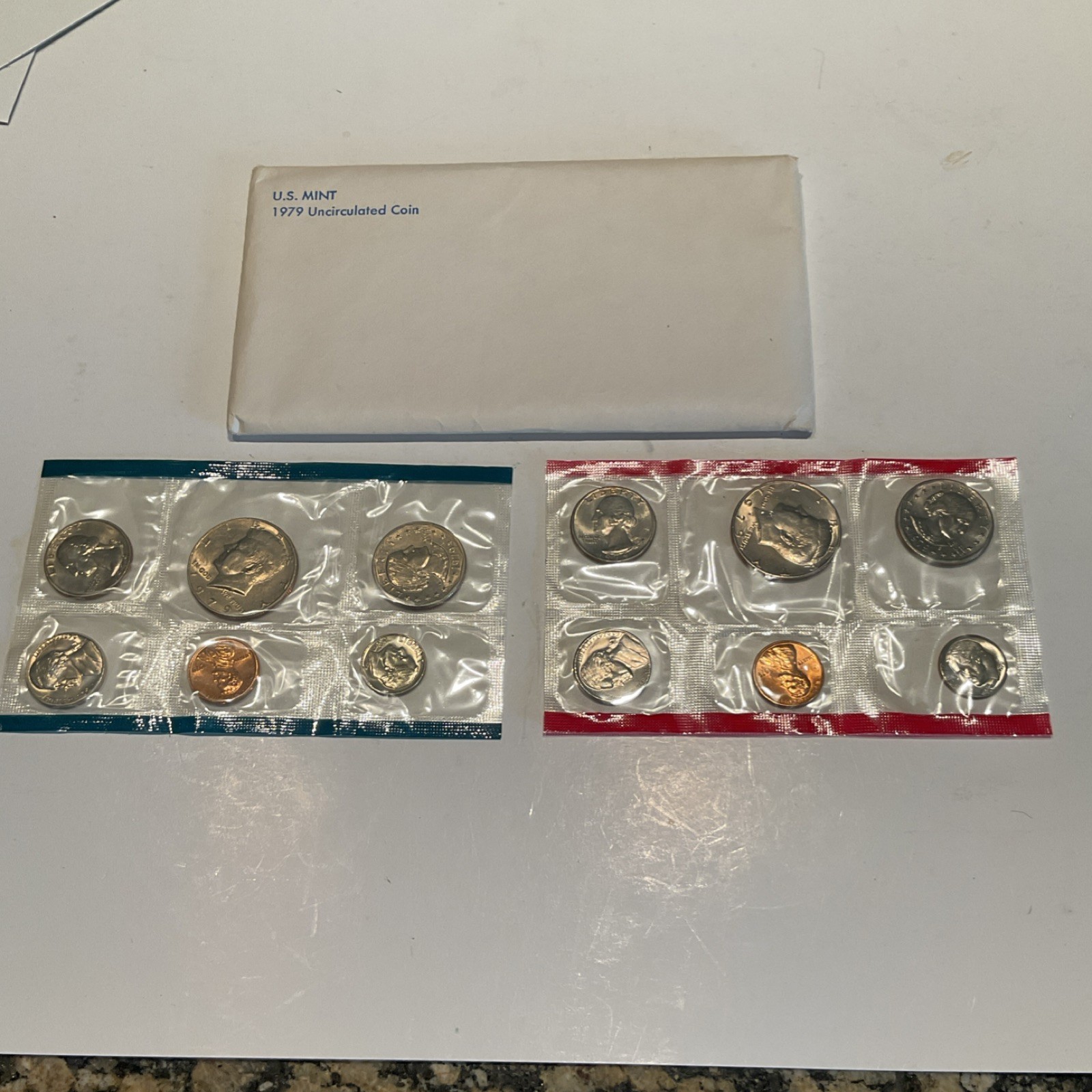 United States Mint 1979 Uncirculated Coin Set Denver & Philadelphia Business
