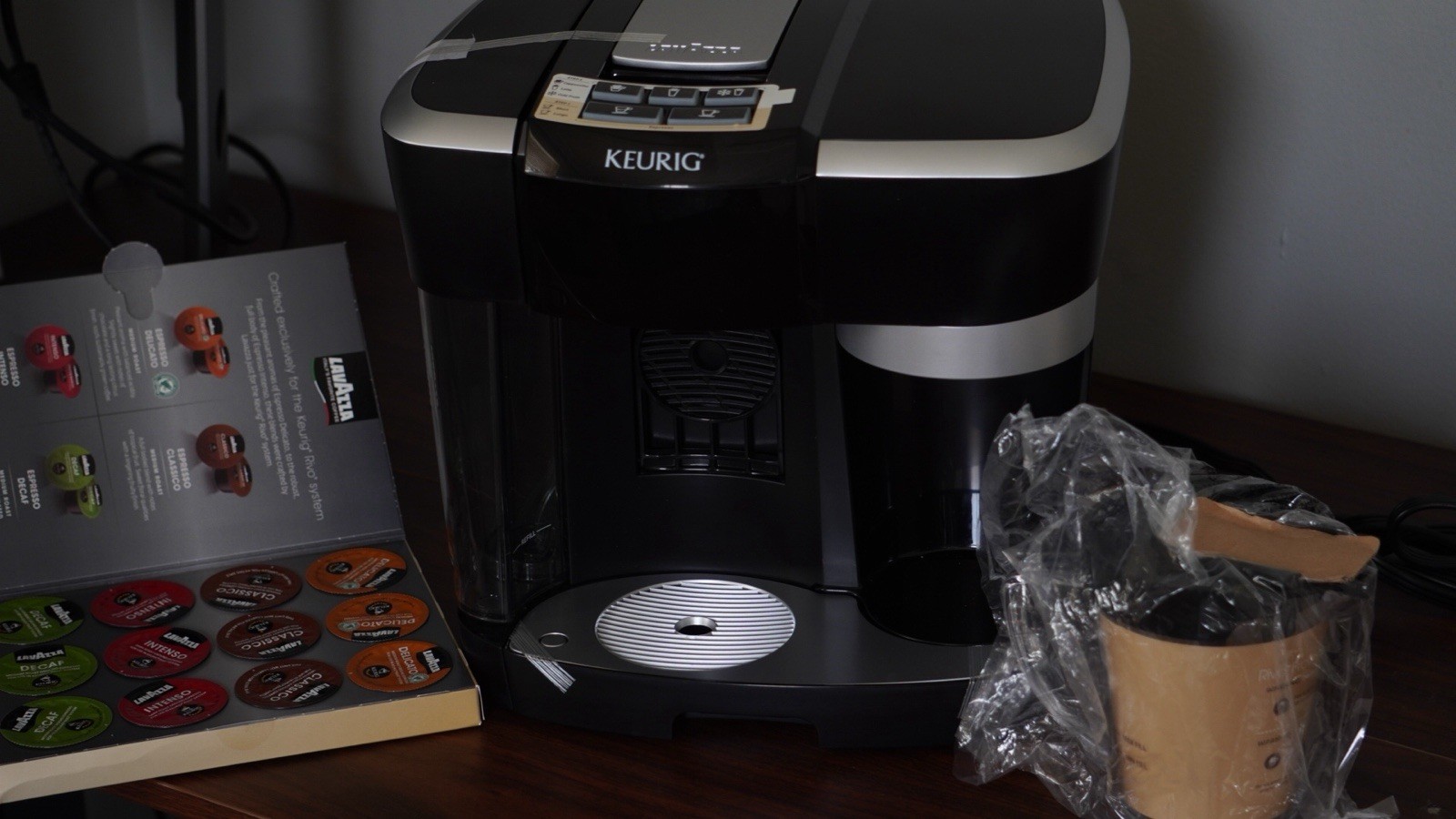 Keurig Rivo R500 Capsule Coffee Machine Black Silver Milk Frother Lavazza Rivo