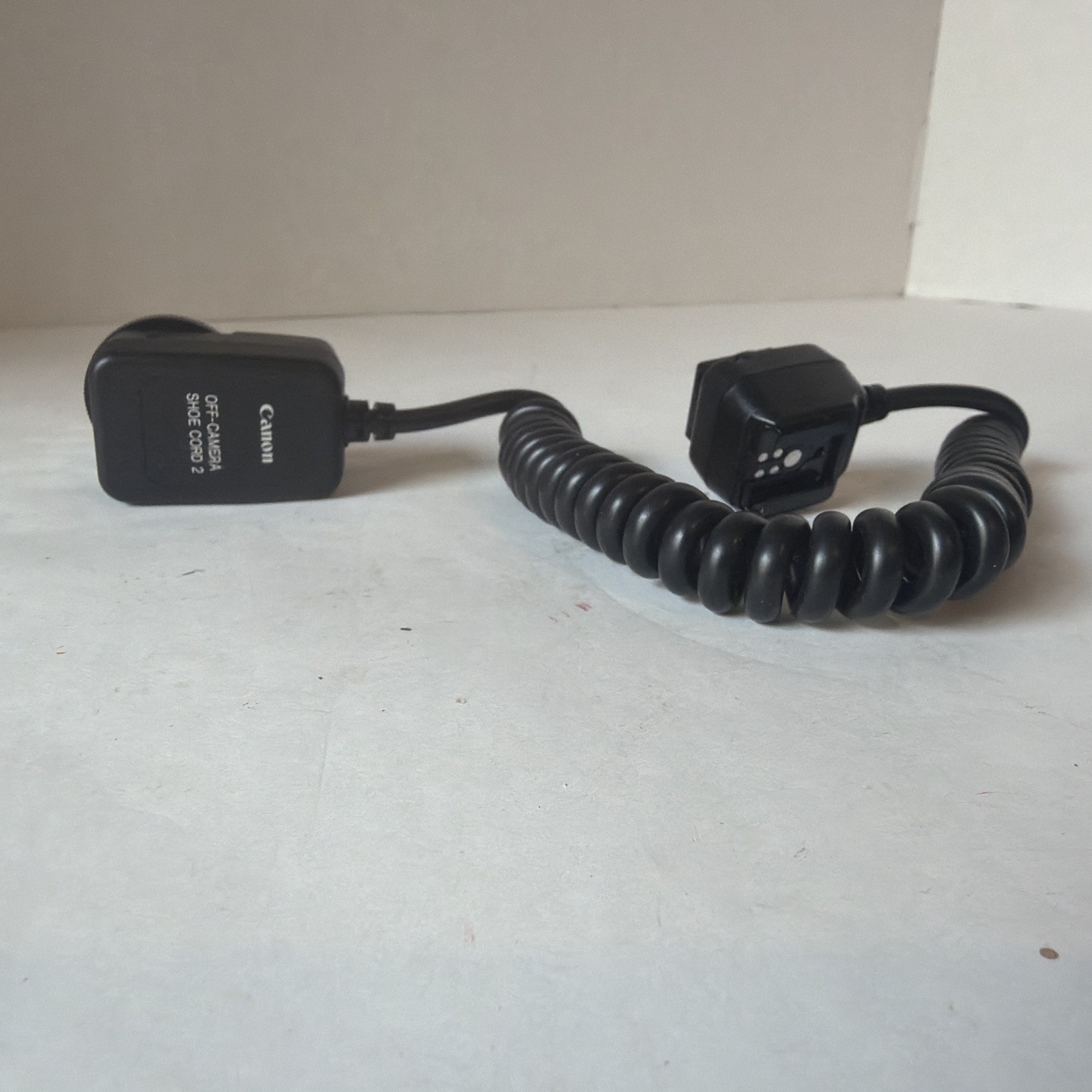 Canon Off-Camera Shoe Cord OC-E3 - Barely Used