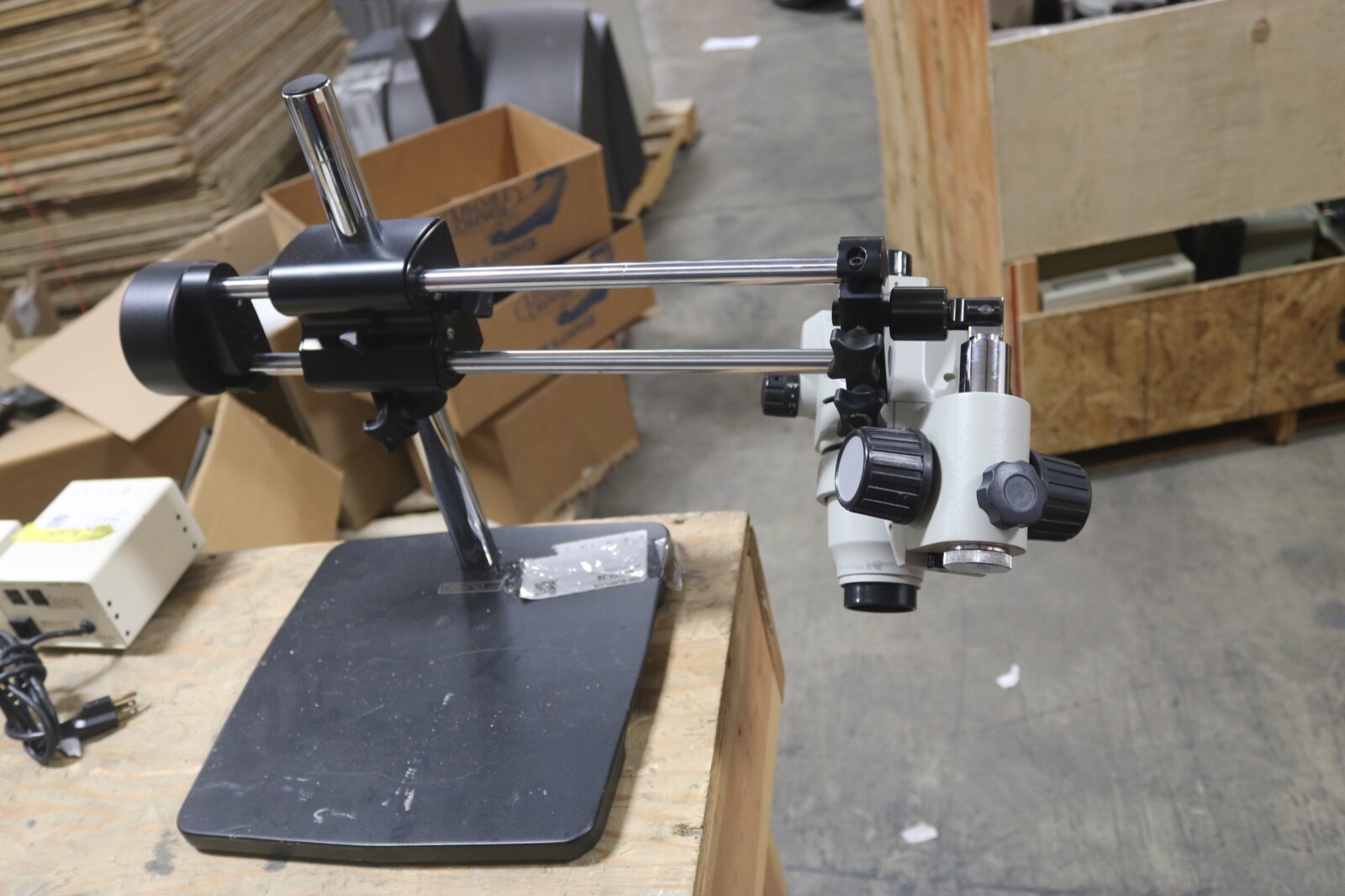 Omano.com Omano Microscope with Boom Stand