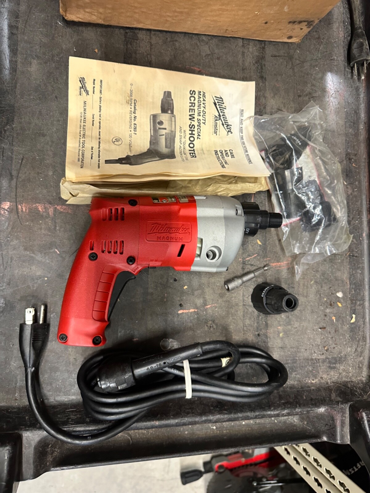 MILWAUKEE 6793-1 HEAVY DUTY SCREW SHOOTER SCREW GUN US MADE NEW OLD STOCK NOS