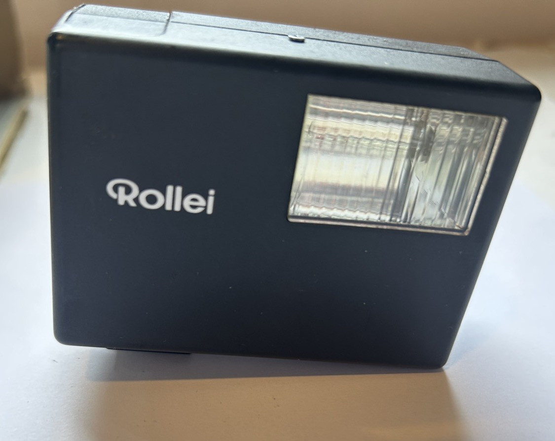 Rollei E 15B Electronic Flash – Vintage Hot Shoe Camera Flash