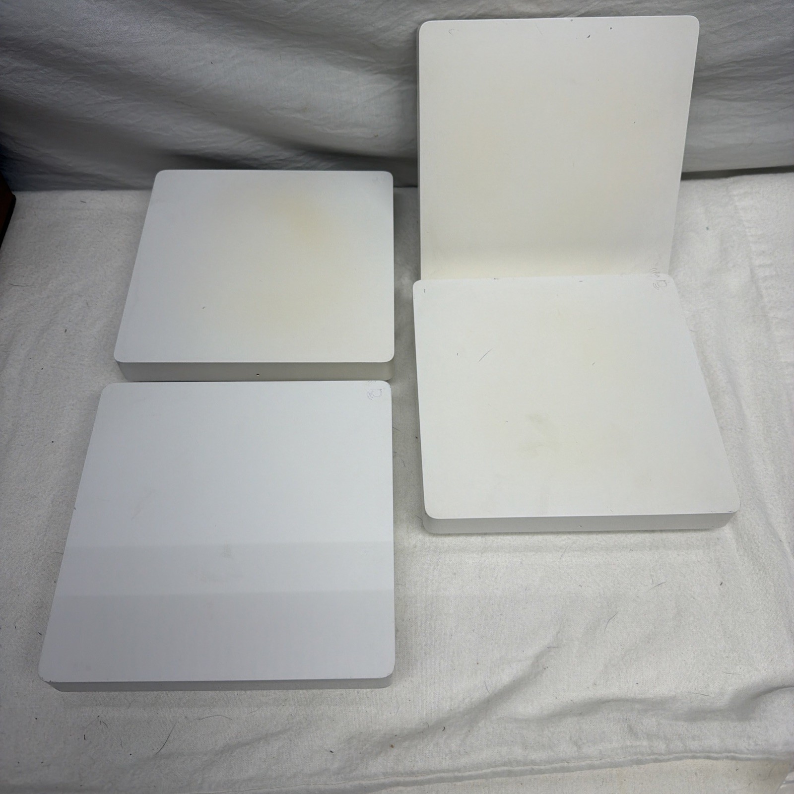 4 Araknis Networks 700 Series WAP Wireless Access Points AN-700-AP-I-AC