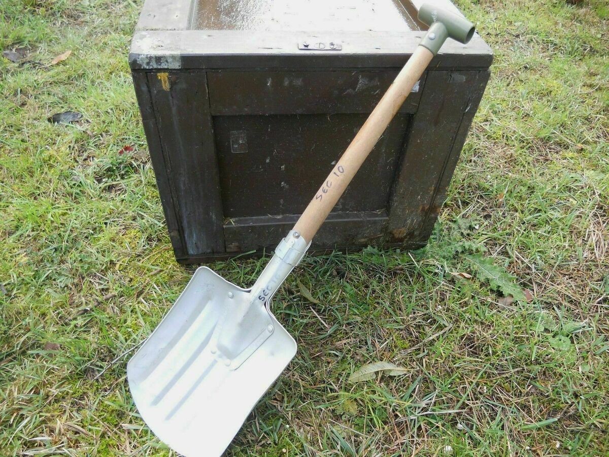 Army Military Snow Shovel Rottefella Witco Expeditions Winter Emergency Vehicle