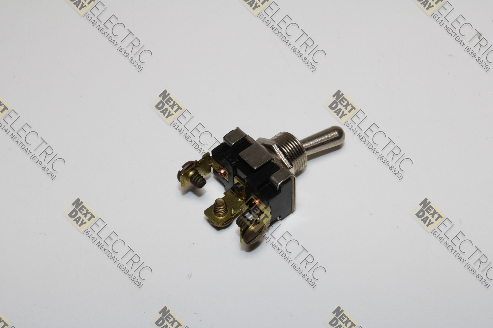 SelectaSwitch, SS206R, Toggle Switch 15a Single Pole Double Throw SPDT