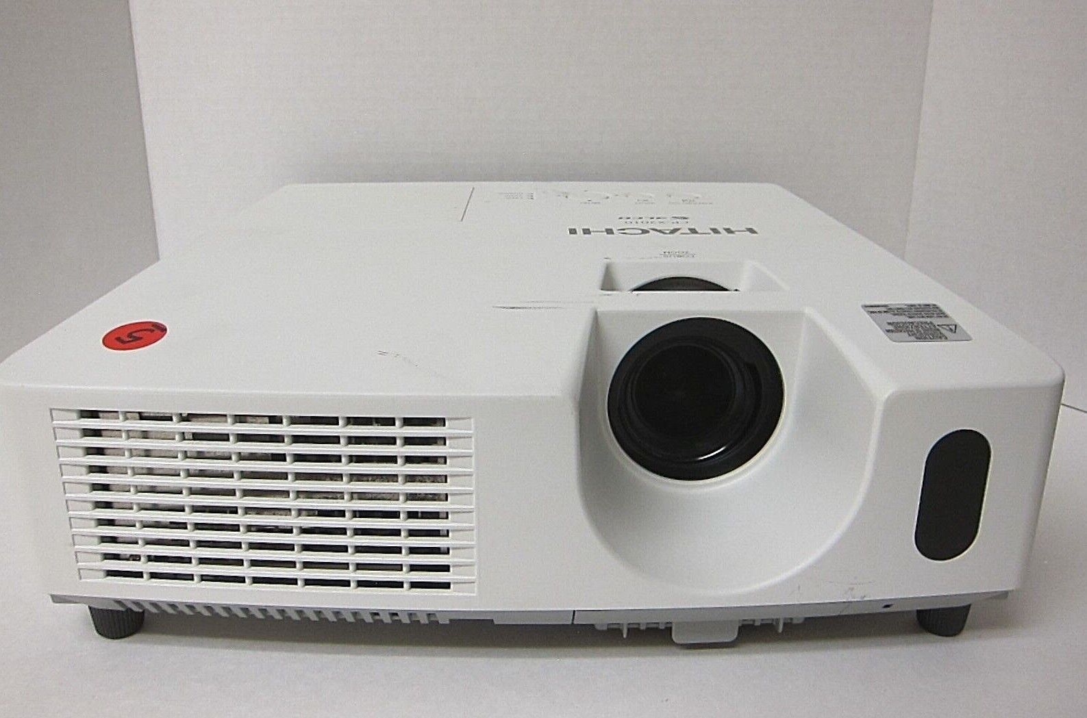 HITACHI 2200 Lumens CP-X2010 3LCD Projector 720p 3.7A/1.8A w/ Remote Used SKU A