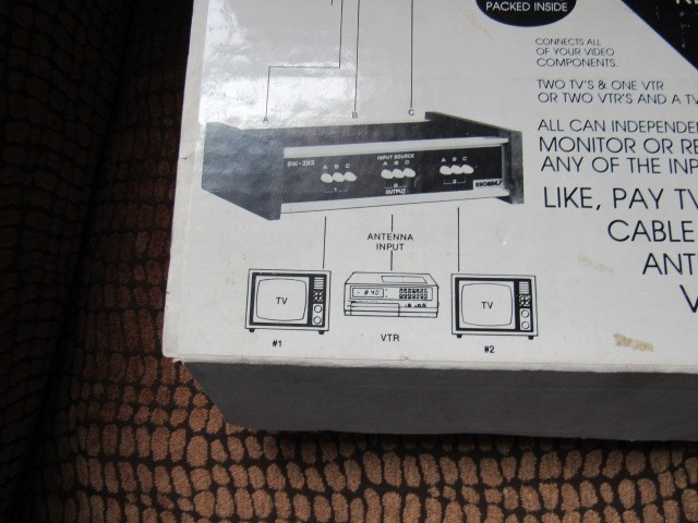 NEW-NIB-NOS vintage RHODES BRAND MODEL SW-3X3. VIDEO SWITCHER-DISTRIBUTOR. USA