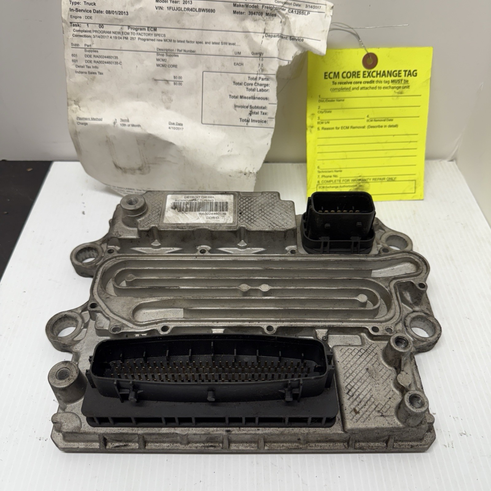 Detroit Diesel Engine Control Module ECM OEM RA0024460135 PARTS/REPAIR SEE NOTES