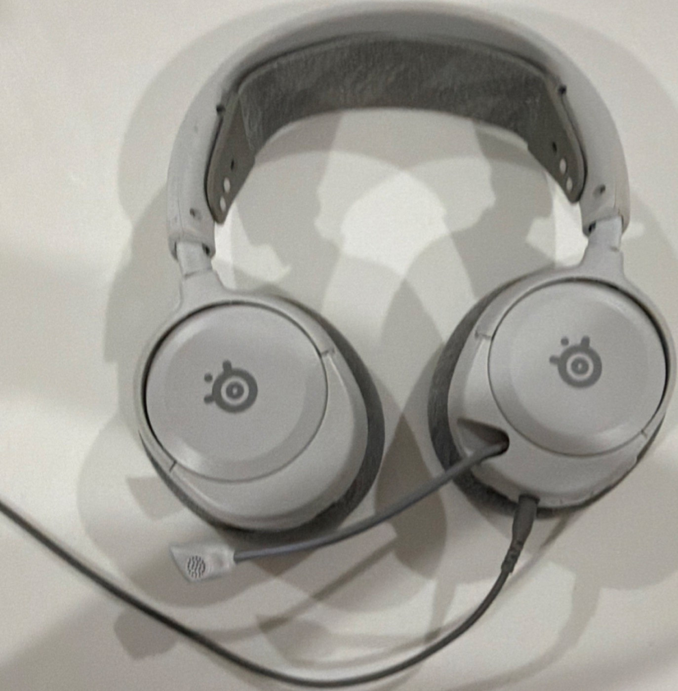 SteelSeries Arctis Nova 1 Over-Ear 3.5mm Boom Mic White/Gray
