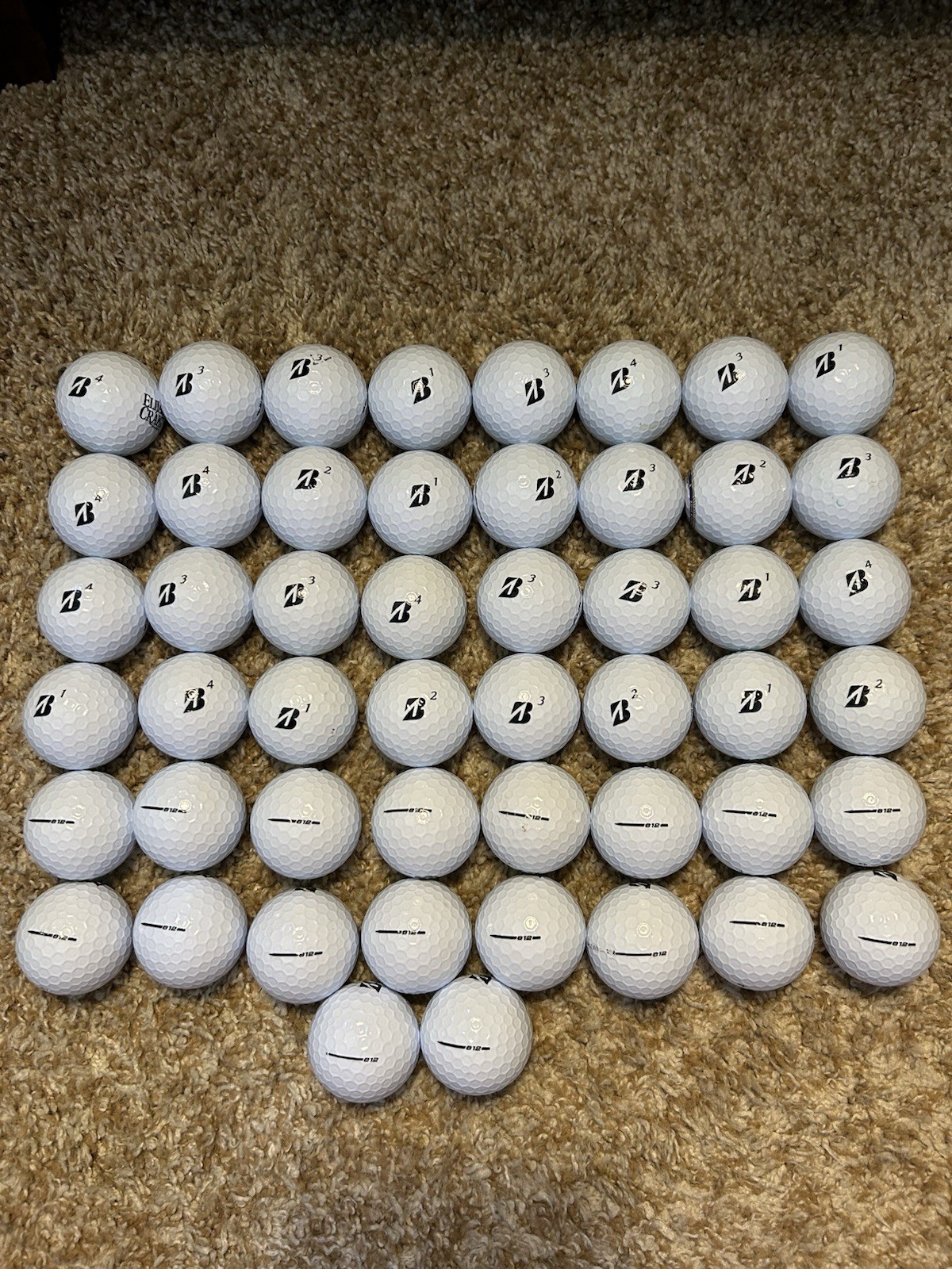 50 Mint Bridgestone E12 Golf balls