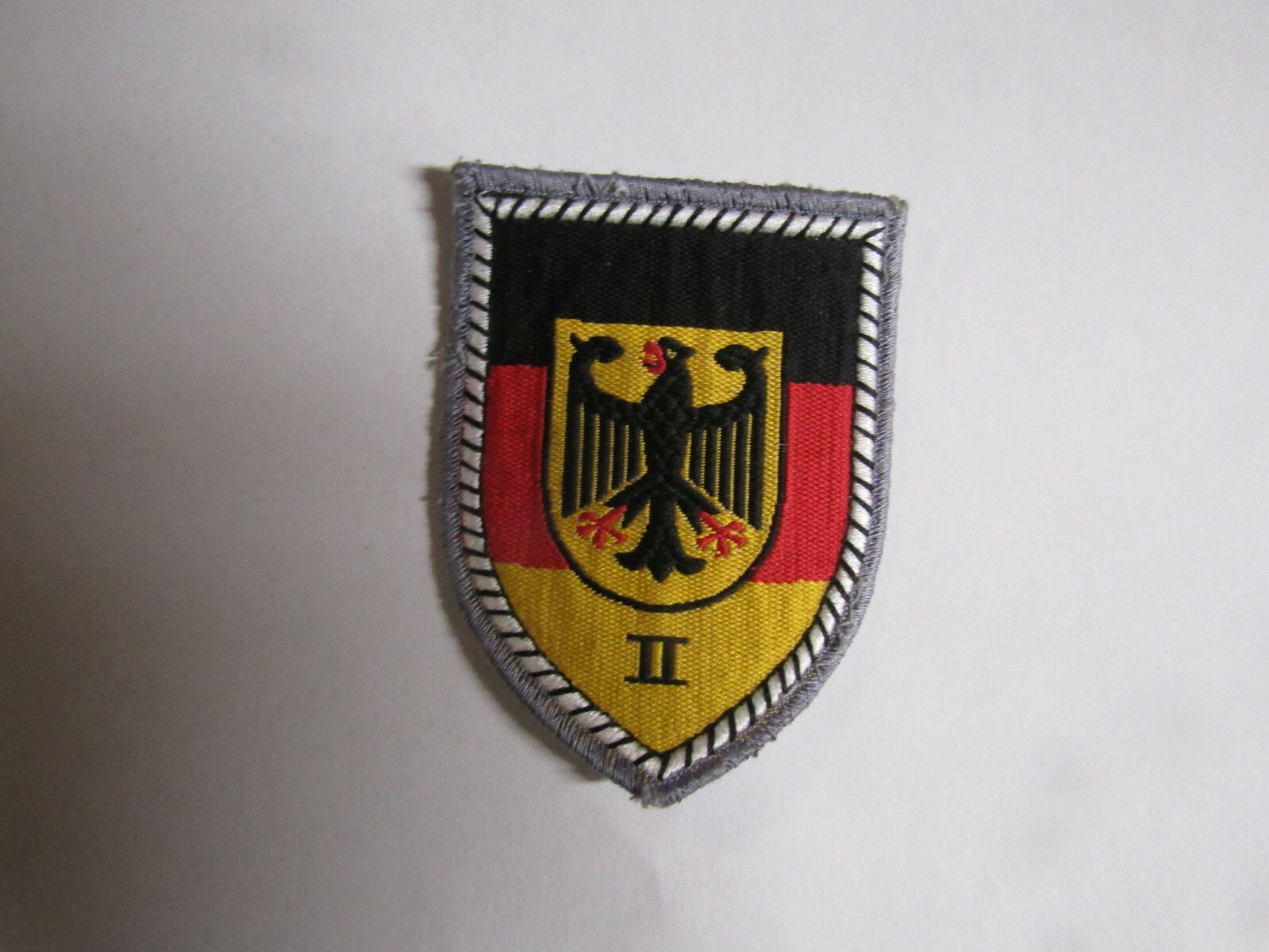 MILITARY PATCH SEW ON FOREIGN GERMAN TERRITORIAL COMMAND UNITS 2ND DIVISION