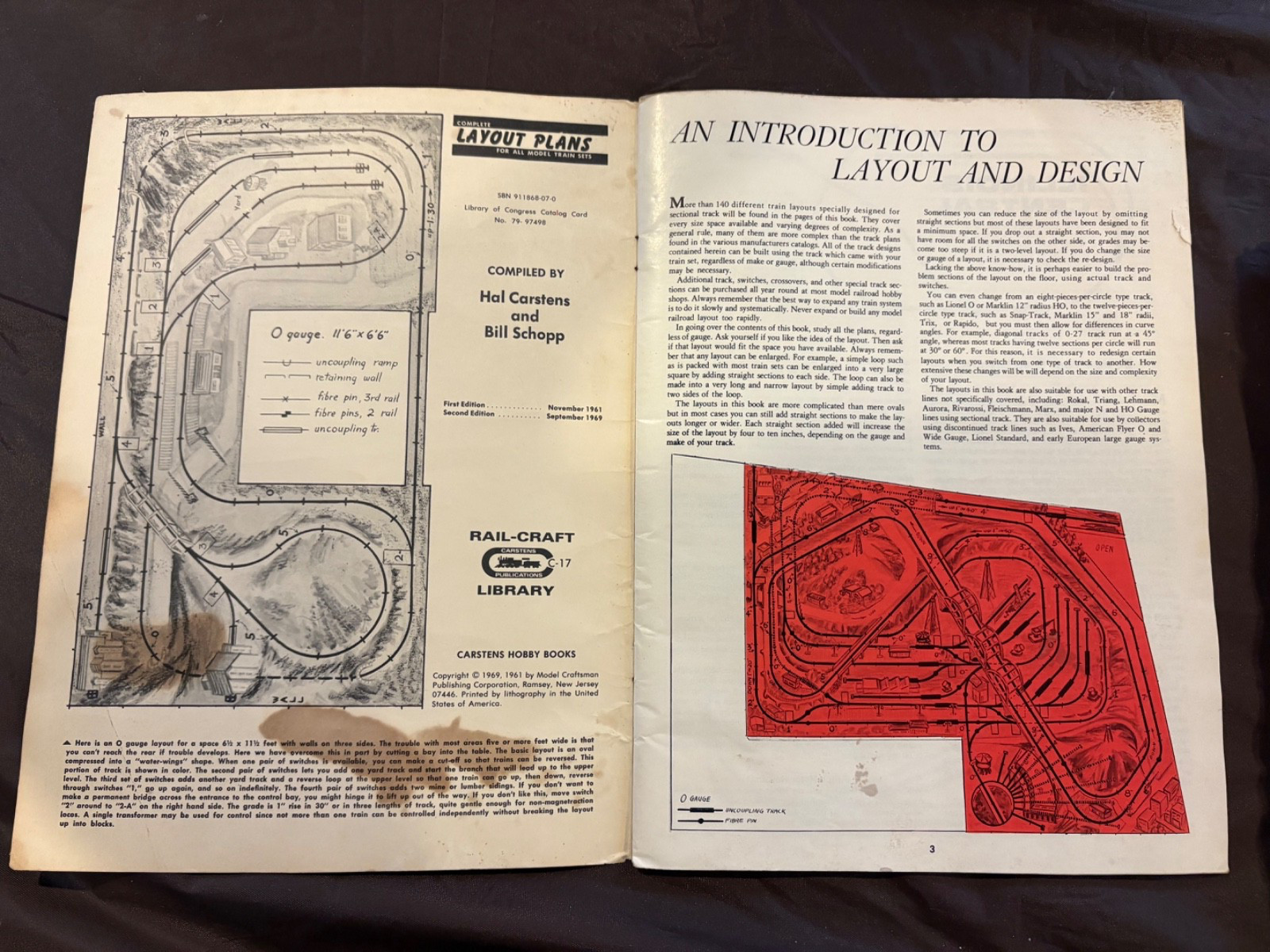 Complete Layout Plans for All Model Train Sets Paperback Book