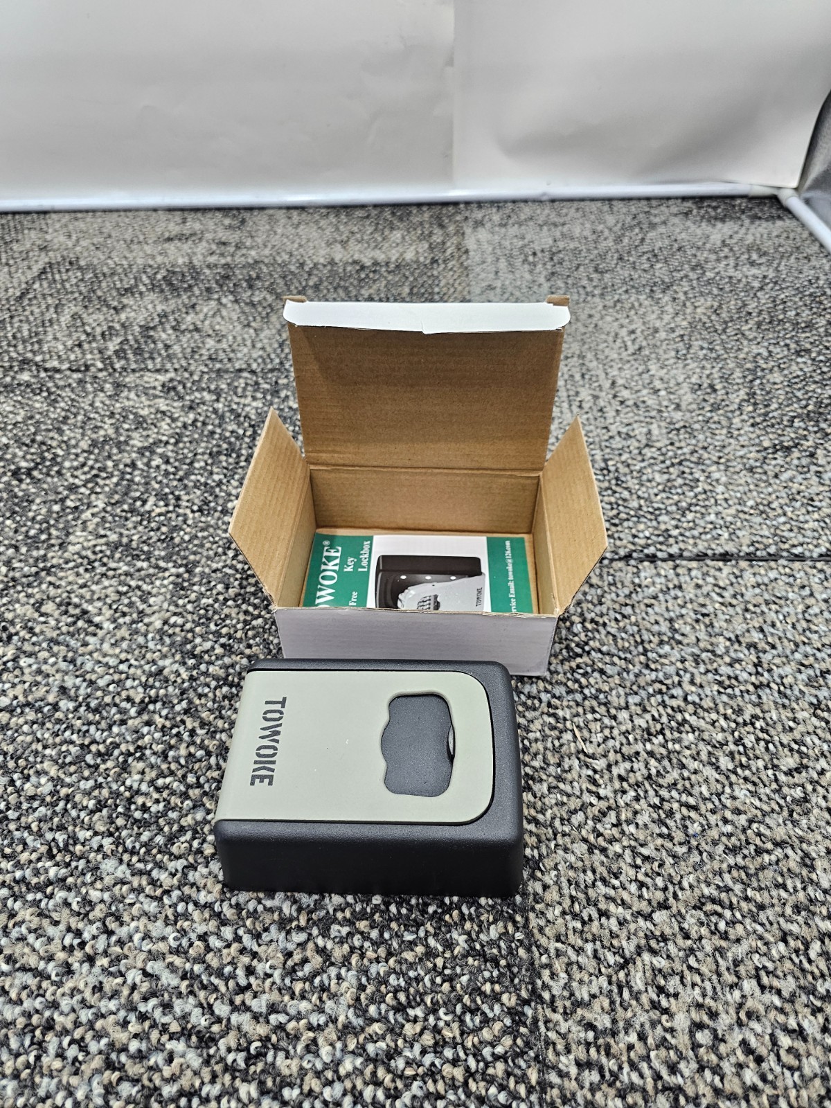 Towoke Key Lock Box - Waterproof Combination Safe For Outside Resettable Code