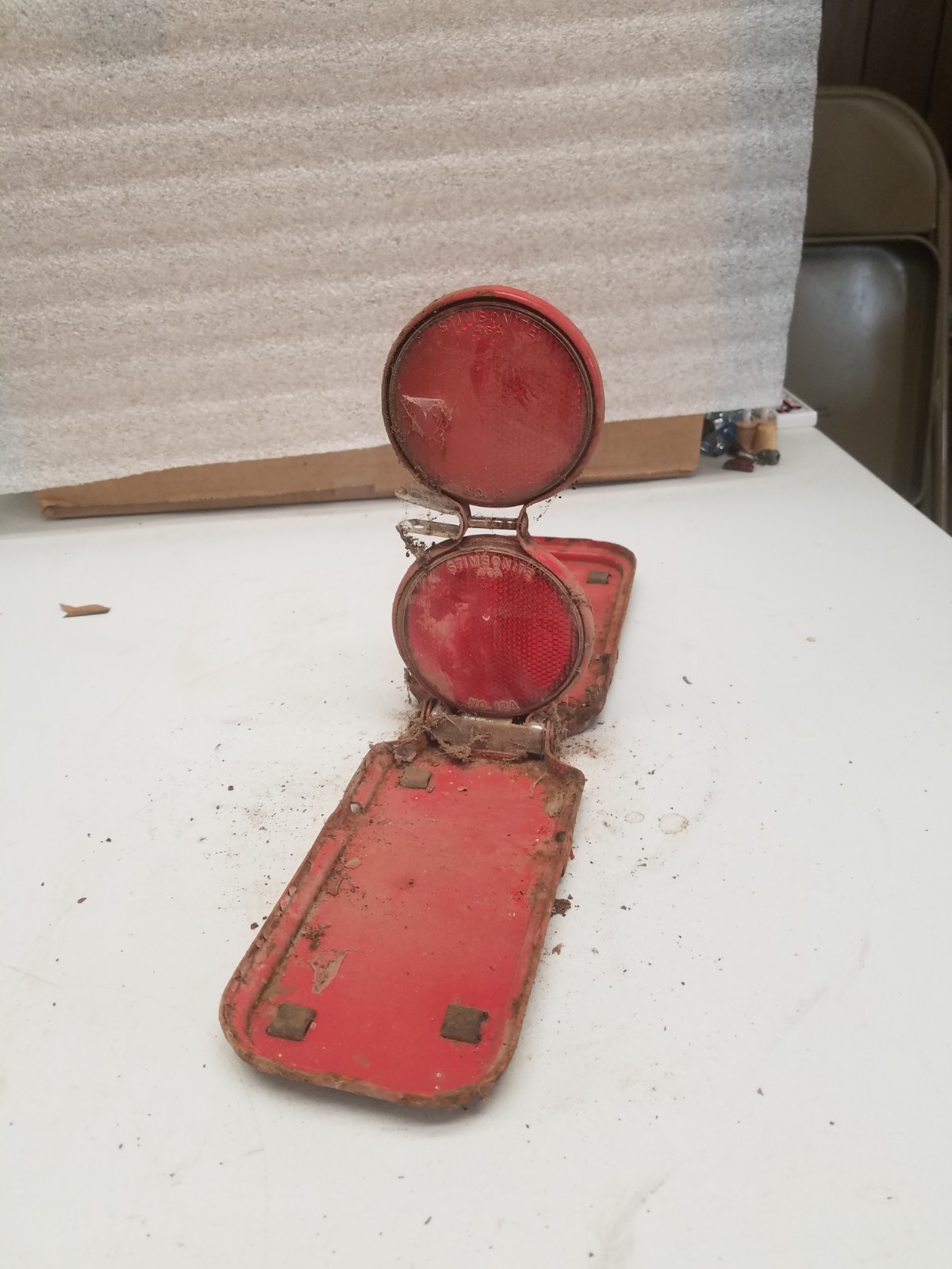 Vintage Red Emergency Roadside Reflectors Set of 3 Folding Base Frame (V)