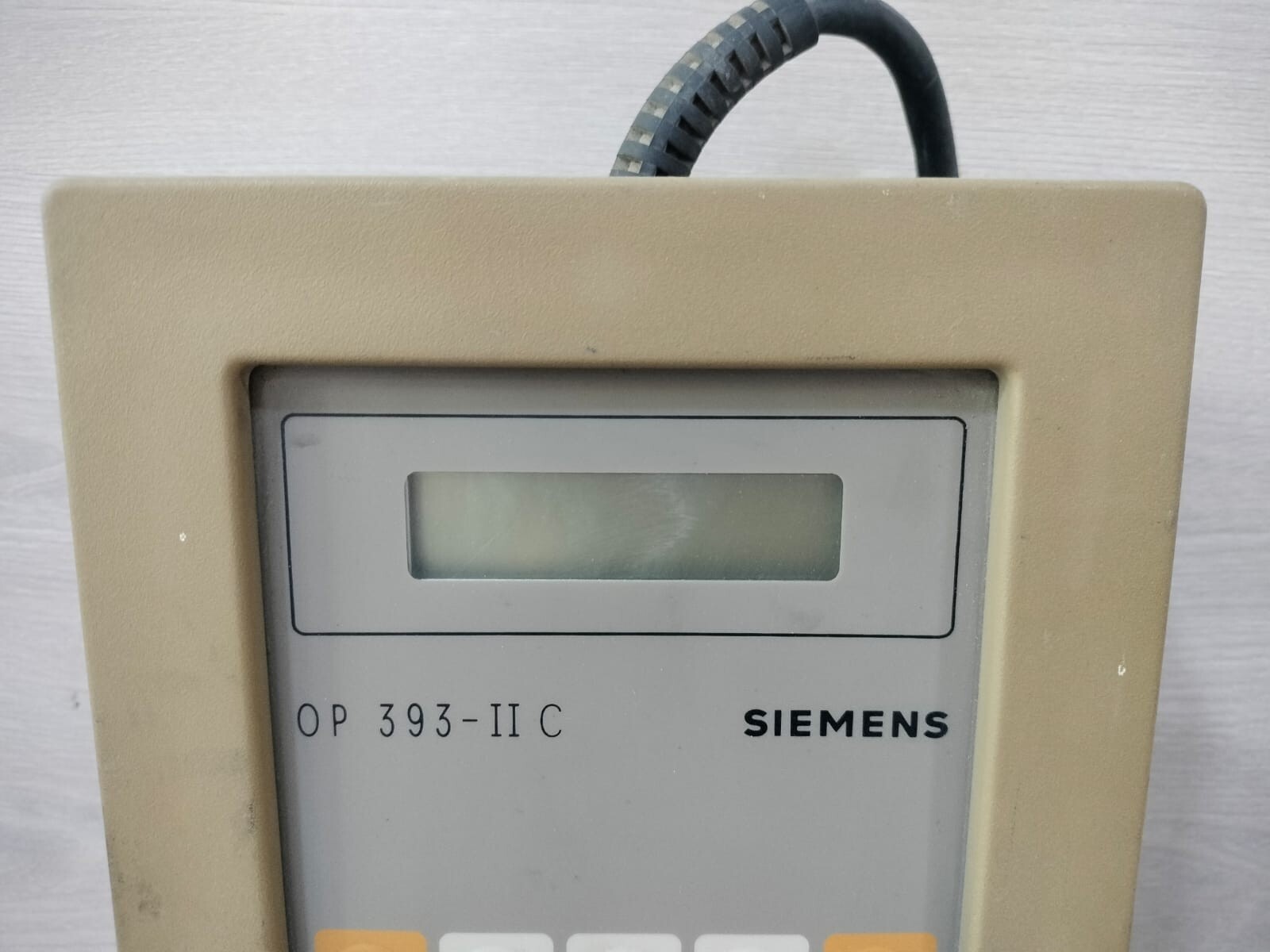 SIEMENS OP 393 II-C OPERATOR PANEL 6ES5 393-OUA13 W/O ACCESSORIES