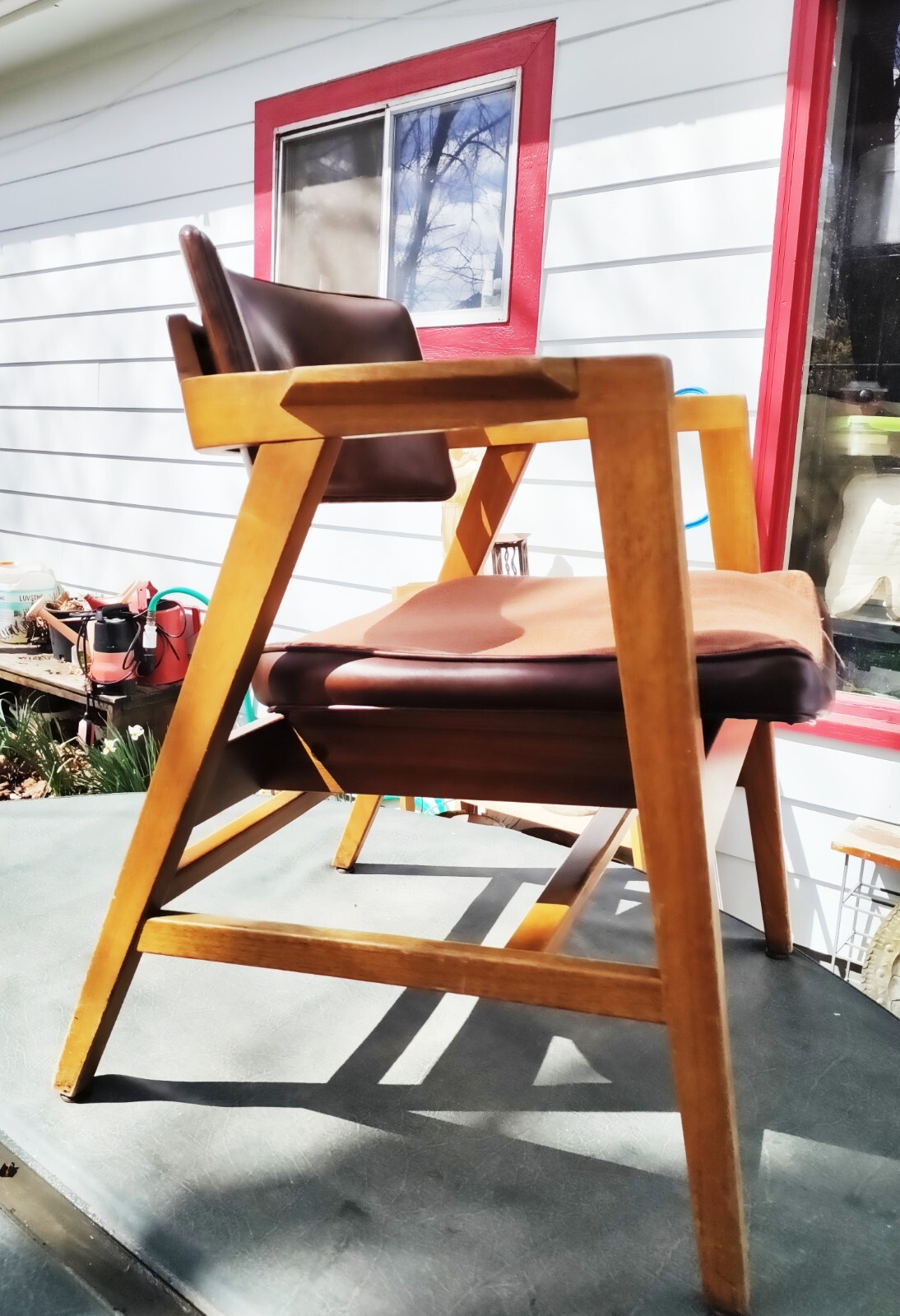 1960s W.H. Gunlocke Chair Company 21-C Walnut Chair