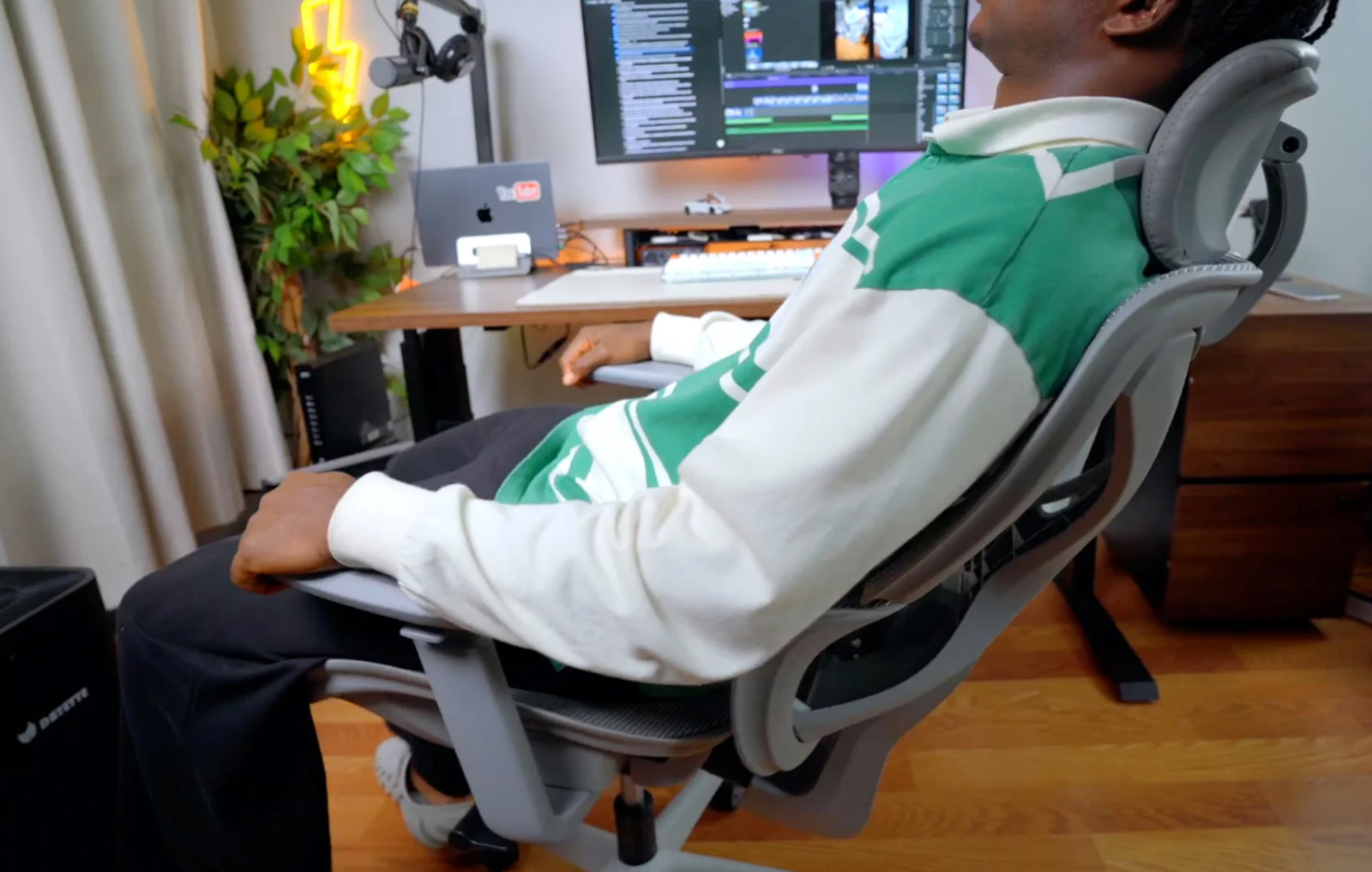 Autonomous ErgoChair Core Gray Ergonomic Chair With Headrest, No Fees