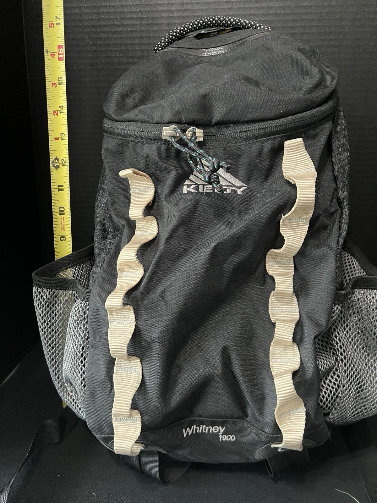 Kelty Whitney 1900 Black Backpack Hiking Hydration Daypack Style 22033060