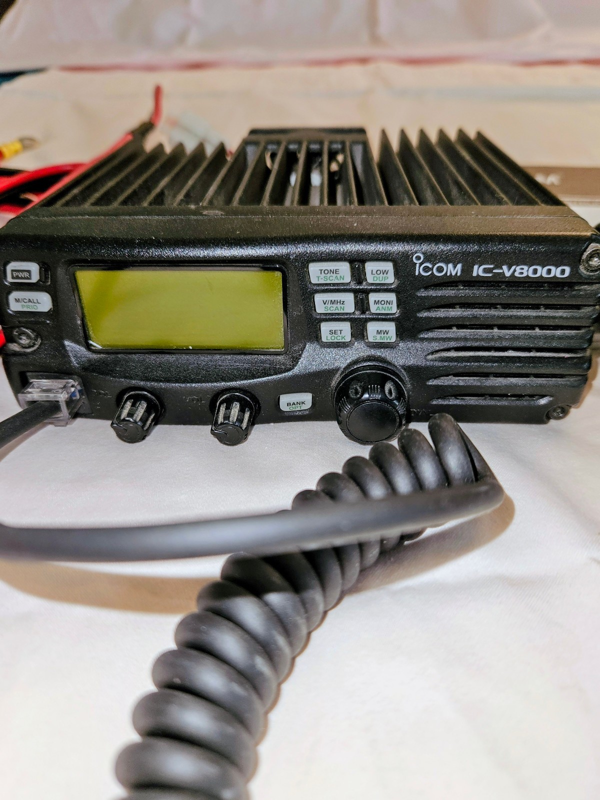 icom ic-v8000 radio