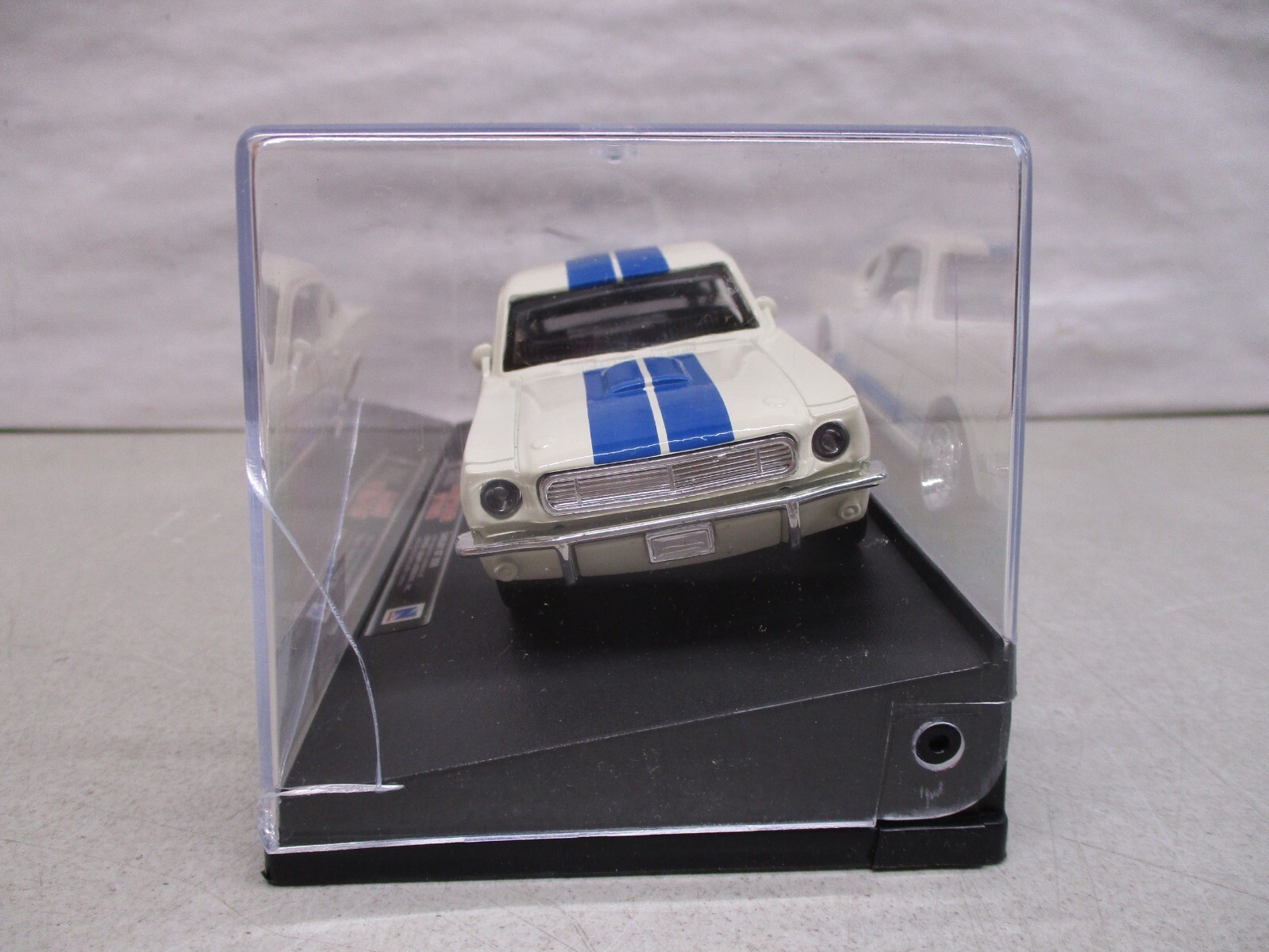 Newray 1966 Mustang GT350 1/32 White with Blue Stripe