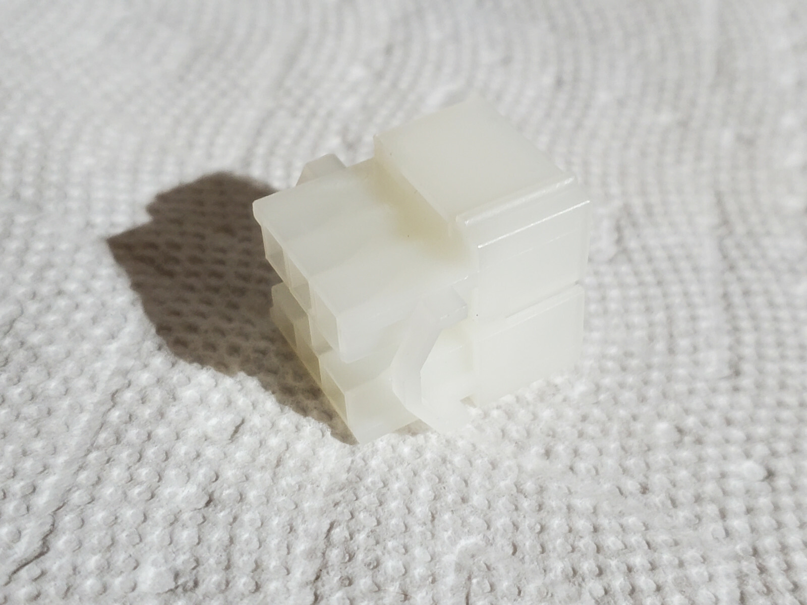 TE Connectivity 1-480340-0 Mate-N-Lock Rectangular Power Connector