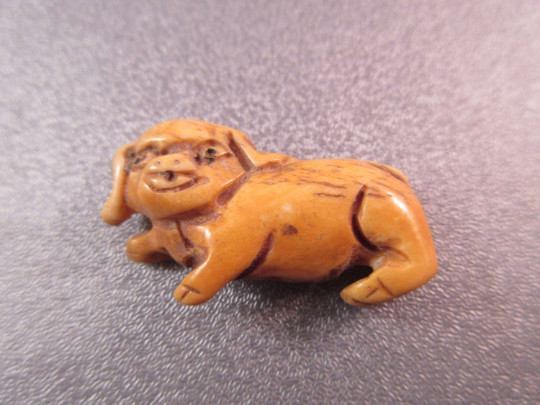 Carved Pig Bead 1pc