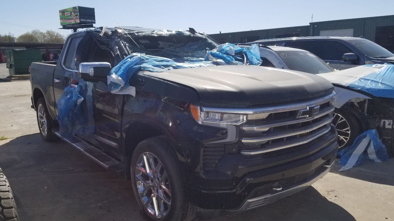 24 CHEVY SILVERADO 1500 5.3L SINGLE AIR SHUTTER