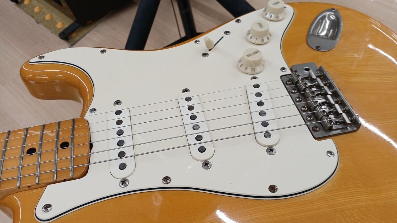 YAMAHA SR-450S Electric Guitar