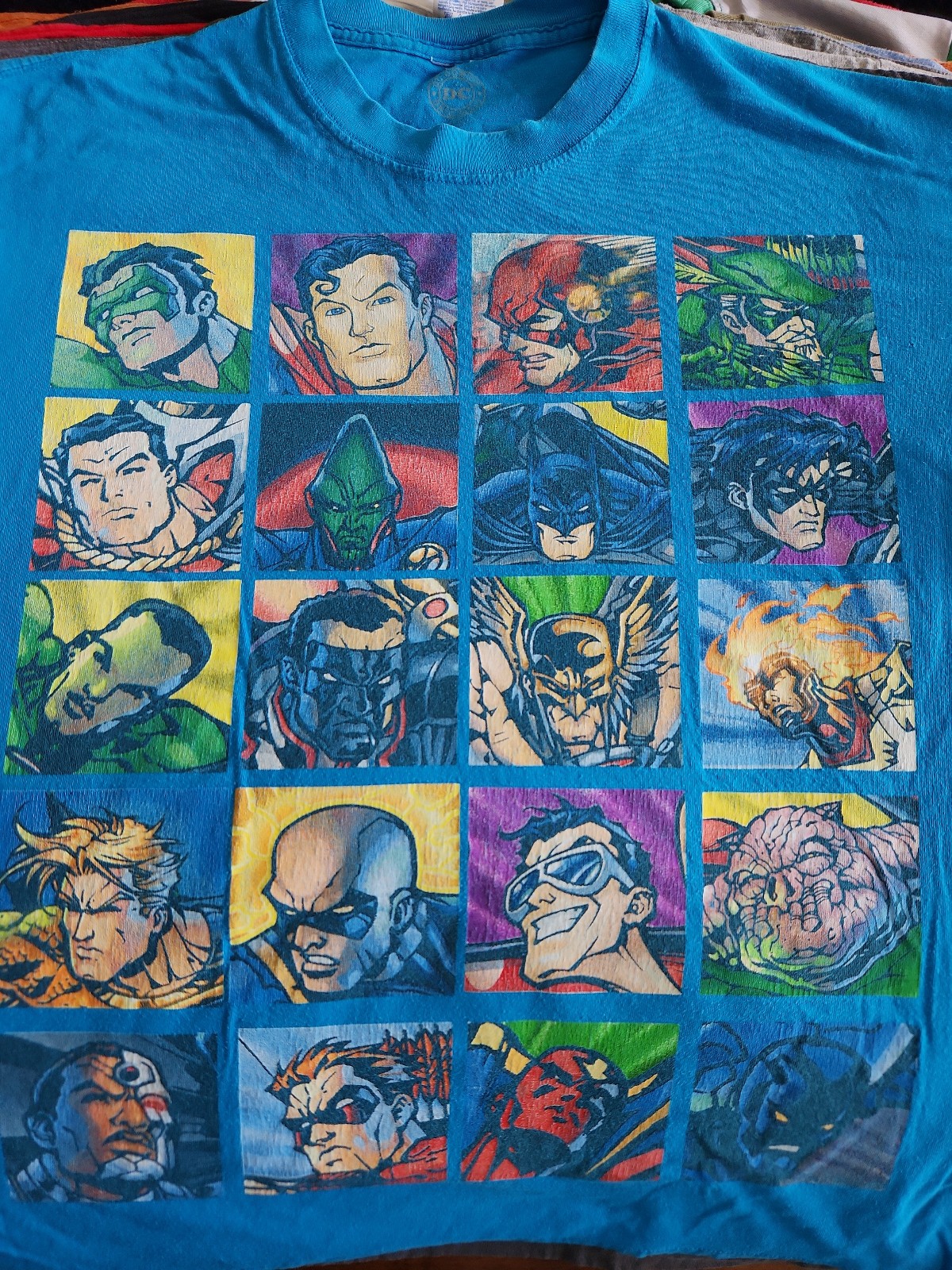 DC Comics Used T-Shirt - Size XL Extra Large - Kilowog Plastic Tornado Terrific