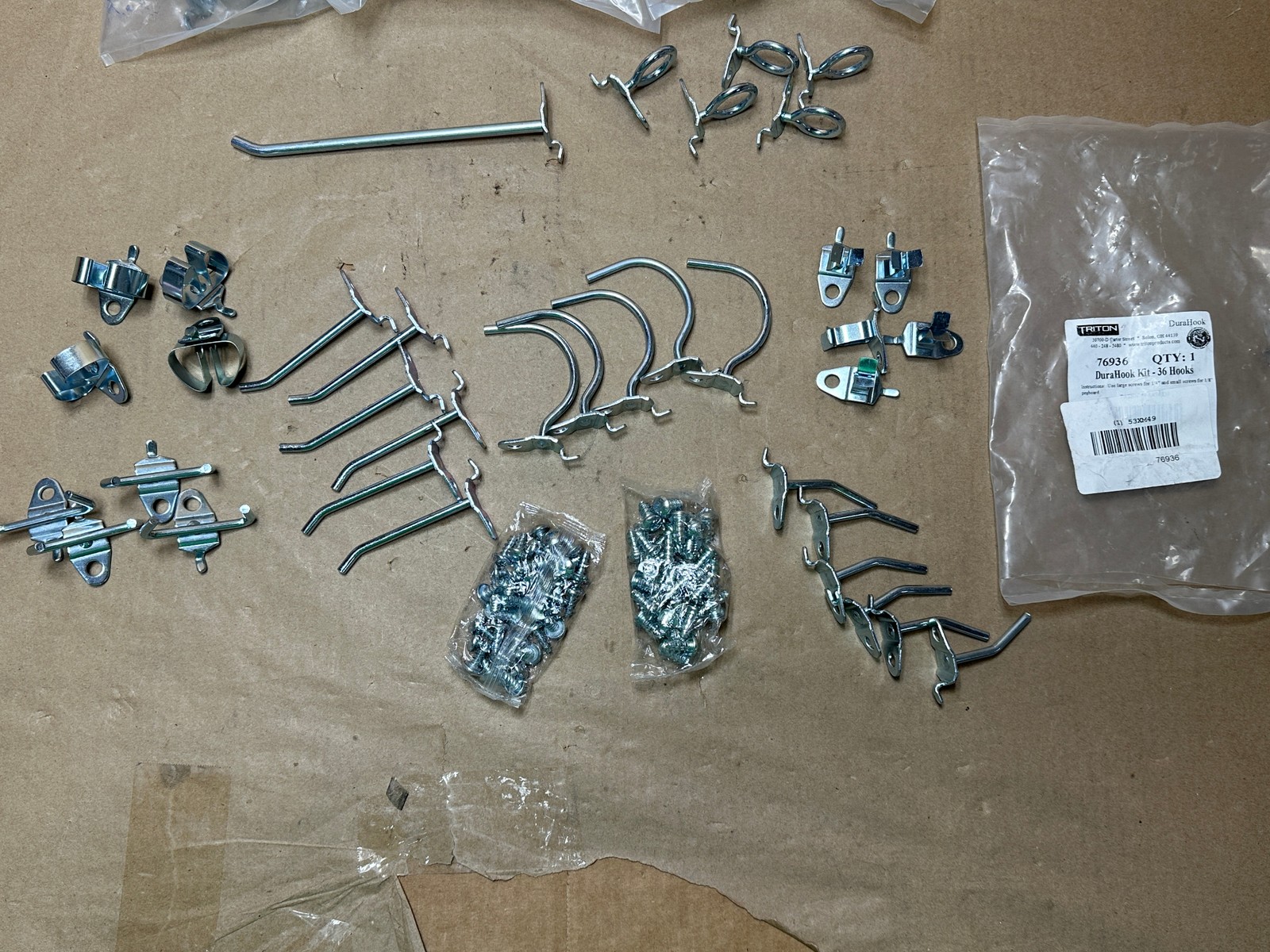 36x Pc Assorted Pegboard Hook Secure Screw-in Triton DuraHoook 76936 Duraboard