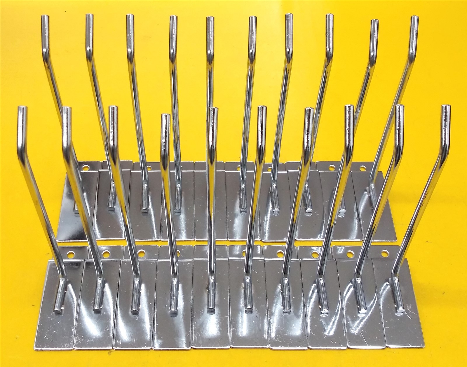 ⭐️⭐️⭐️⭐️⭐️ *Lot of 20* Metal 6" Display Slatwall / Slotwall Large Hooks