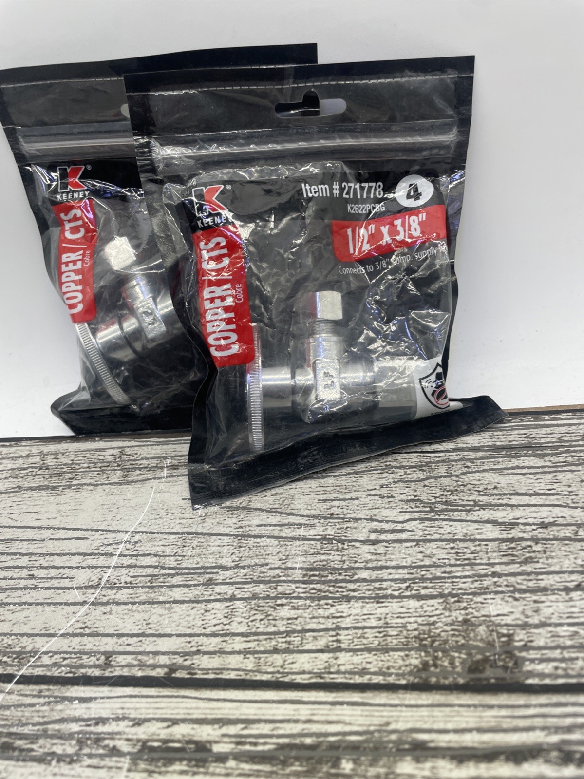 Keeney Cooper 1/2-in Compression x 3/8-in Compression Quarter Turn Angle Valve