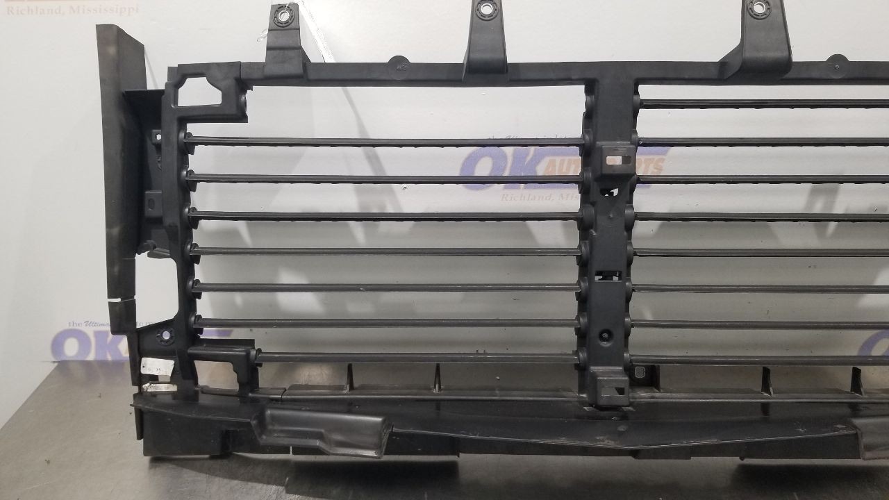 22 CHEVY SILVERADO 1500 CLASSIC UPPER AIR SHUTTER 2.7L
