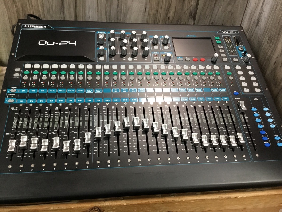 ALLEN & HEATH QU-24 (PSL035555)