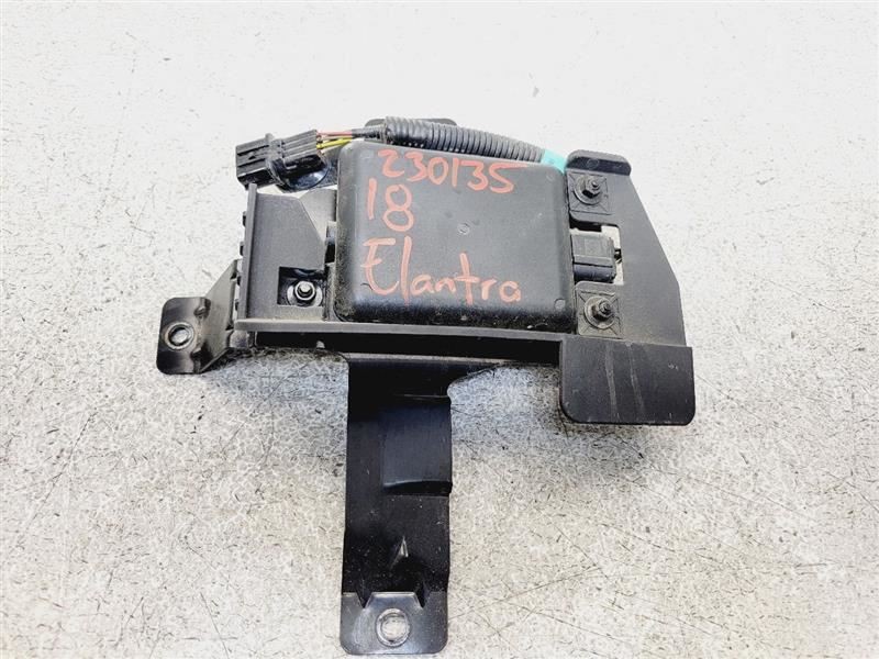 2017-2018 Hyundai Elantra Passenger Right Blindspot Monitor Radar 95821-F2001