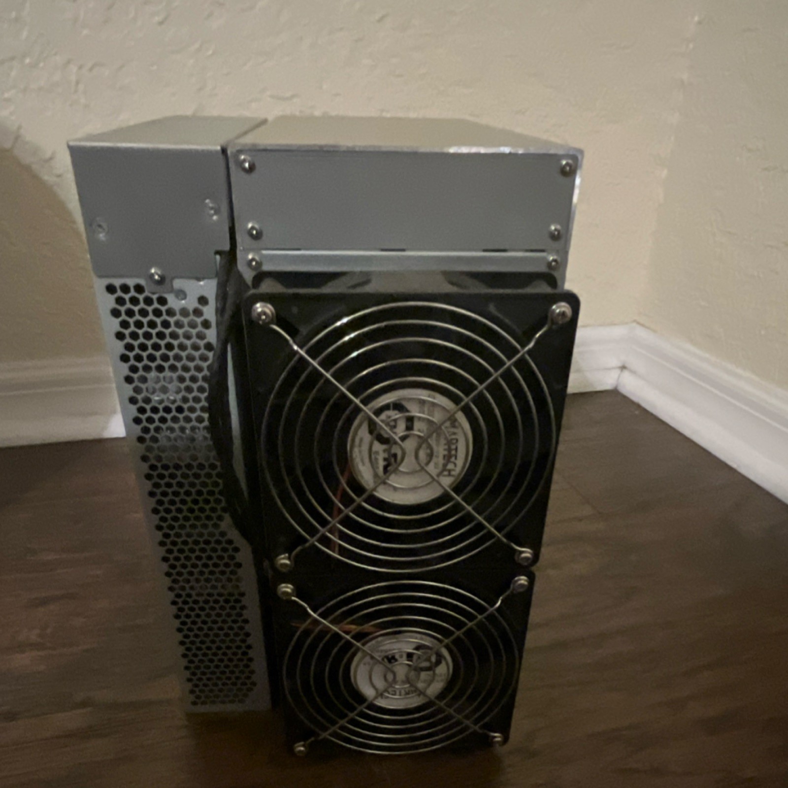 IceRiver KS3M ASIC Miner