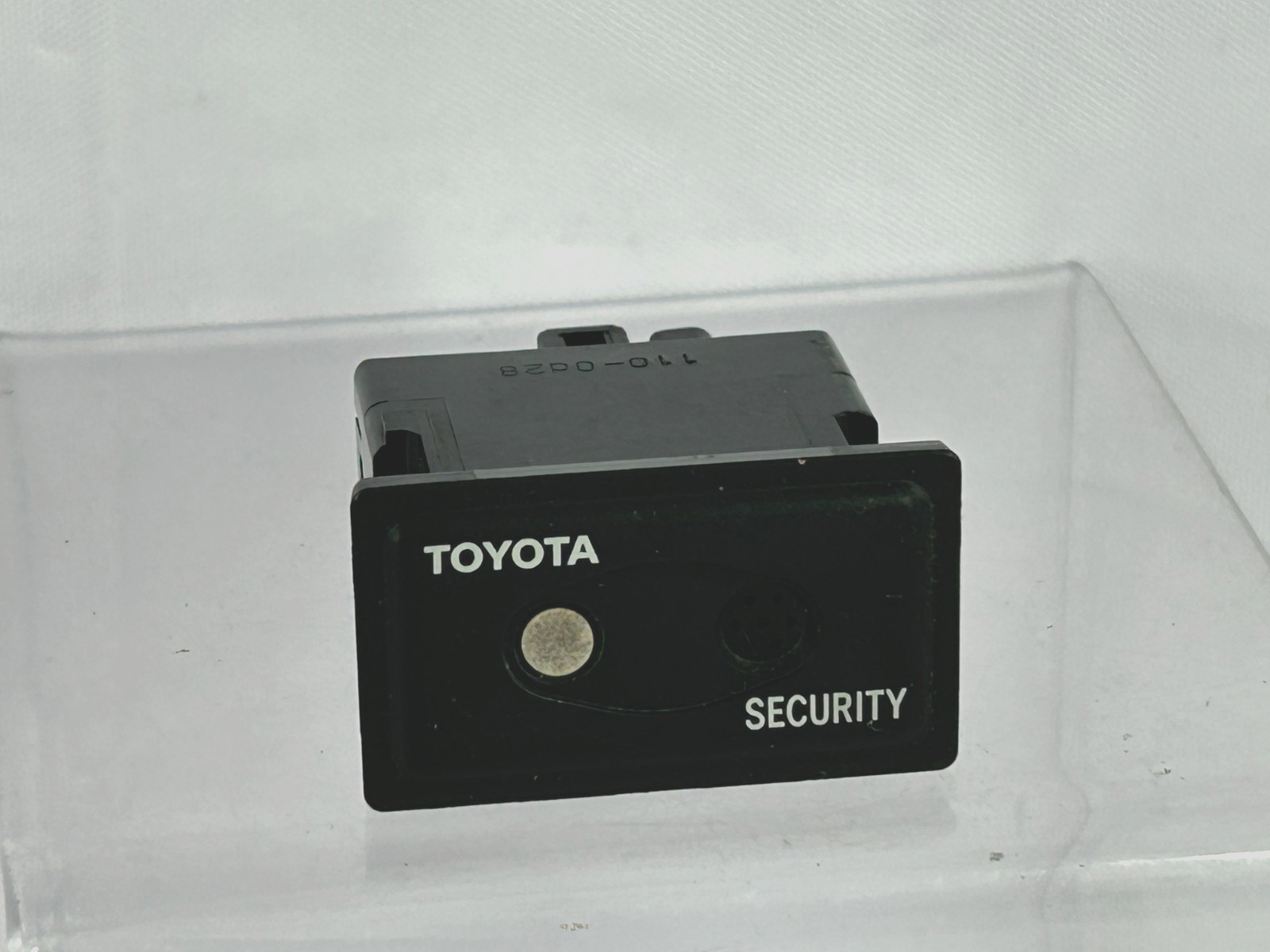 2000-2003 Toyota Tundra Security Glass Breakage Alarm Indicator OEM