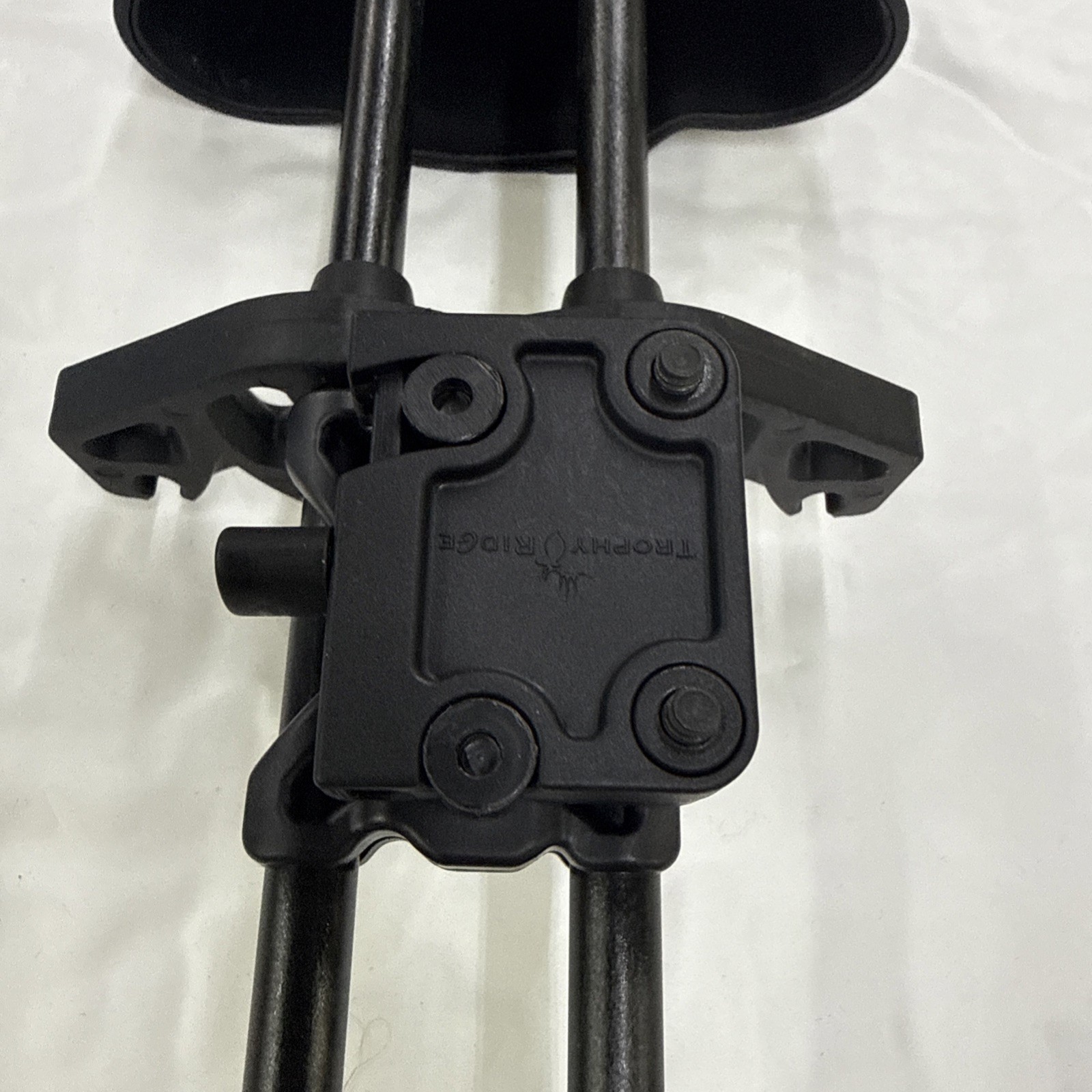 Item 3793 - Trophy Ridge Archery - Compound Bow Quiver With Bracket